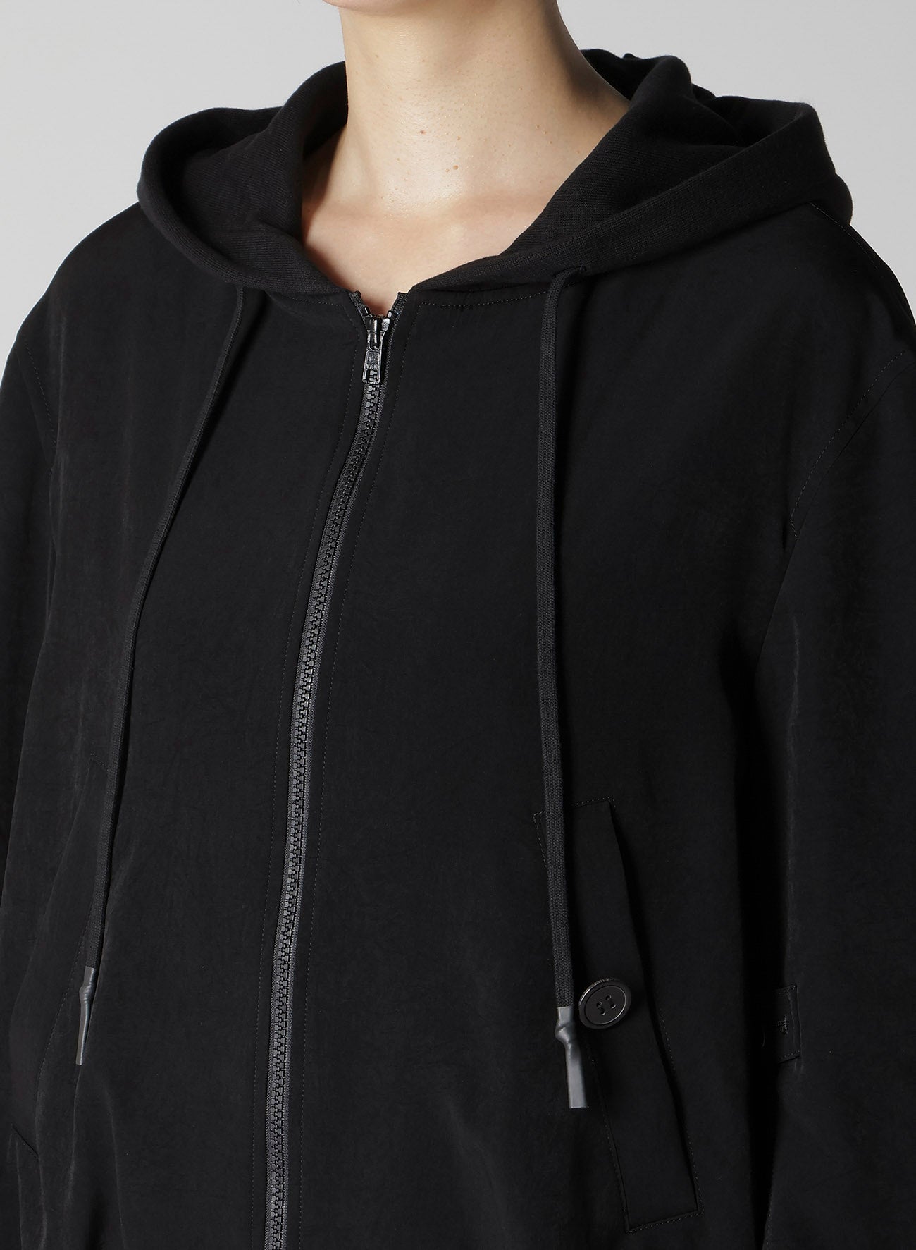 TA/PE CREPE DE CHINE HOODED BOMBER JKT