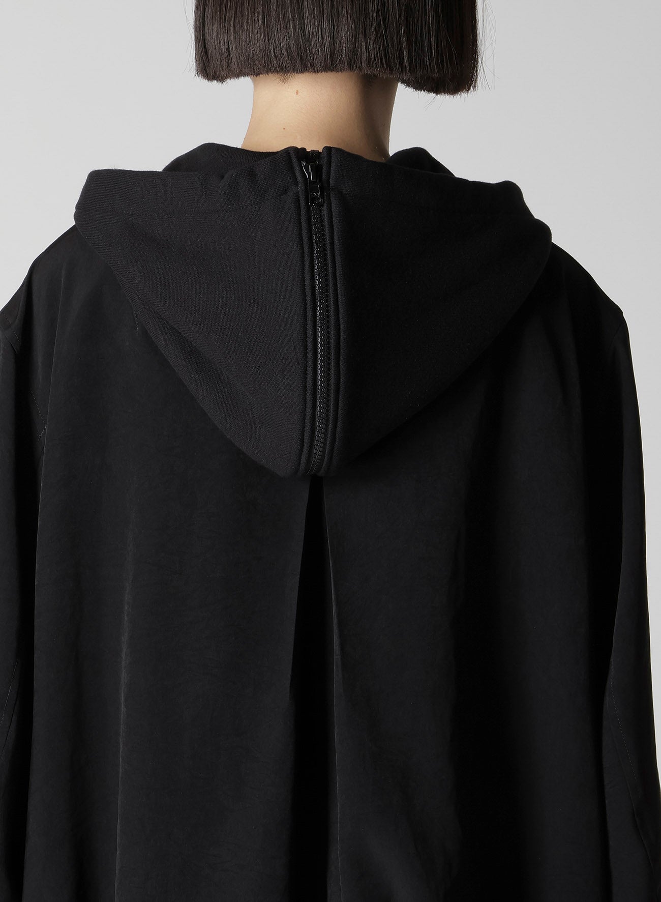 TA/PE CREPE DE CHINE HOODED BOMBER JKT