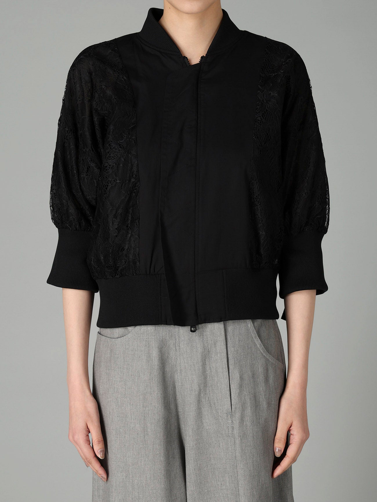 SHORT SLEEVES BOMBER JACKET