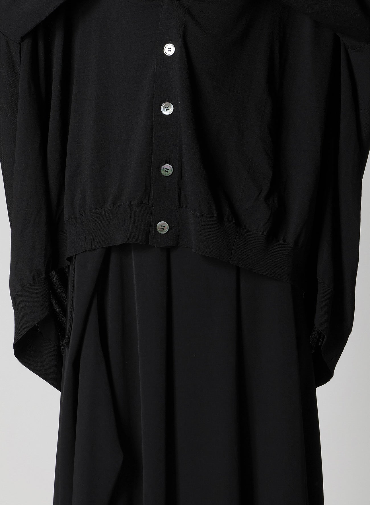 RYO 18G V NECK CARDIGAN