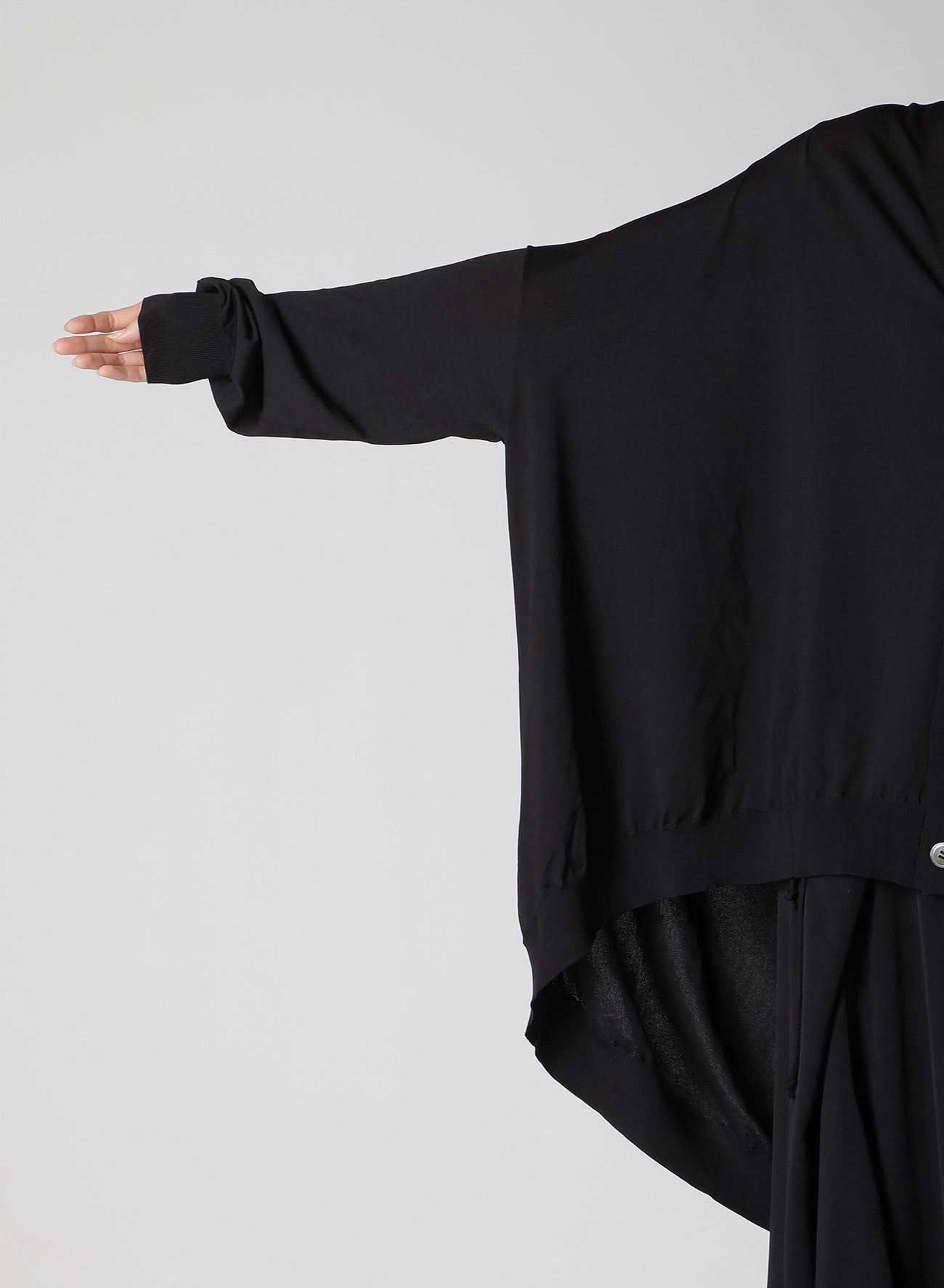 RYO 18G V NECK CARDIGAN