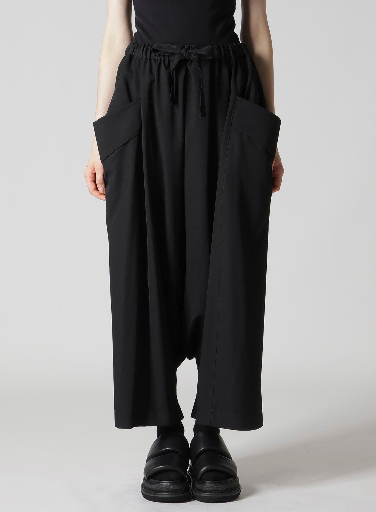 GABARDINE BIG POCKET SAROUEL PANTS