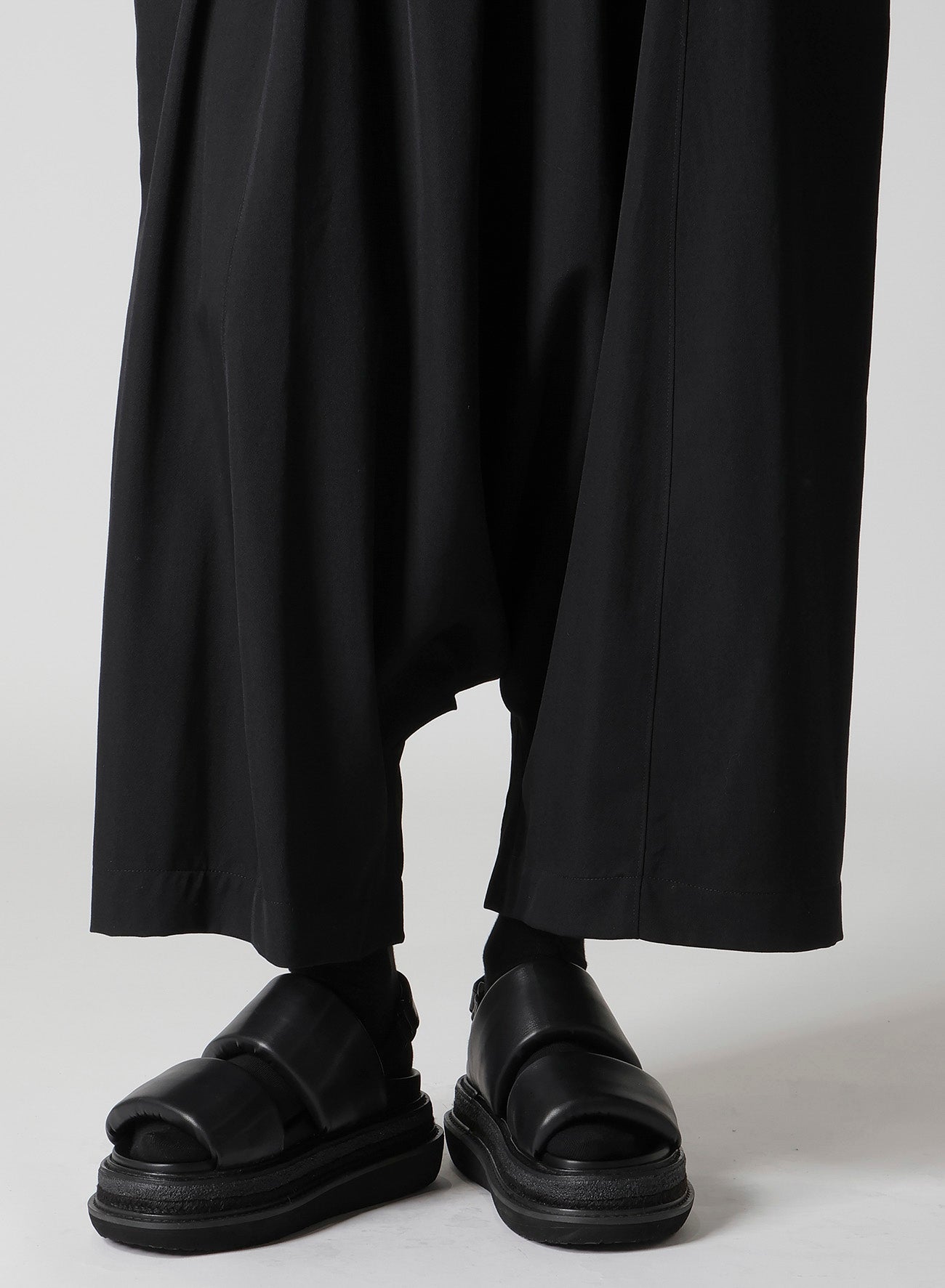 GABARDINE BIG POCKET SAROUEL PANTS – THE SHOP YOHJI YAMAMOTO