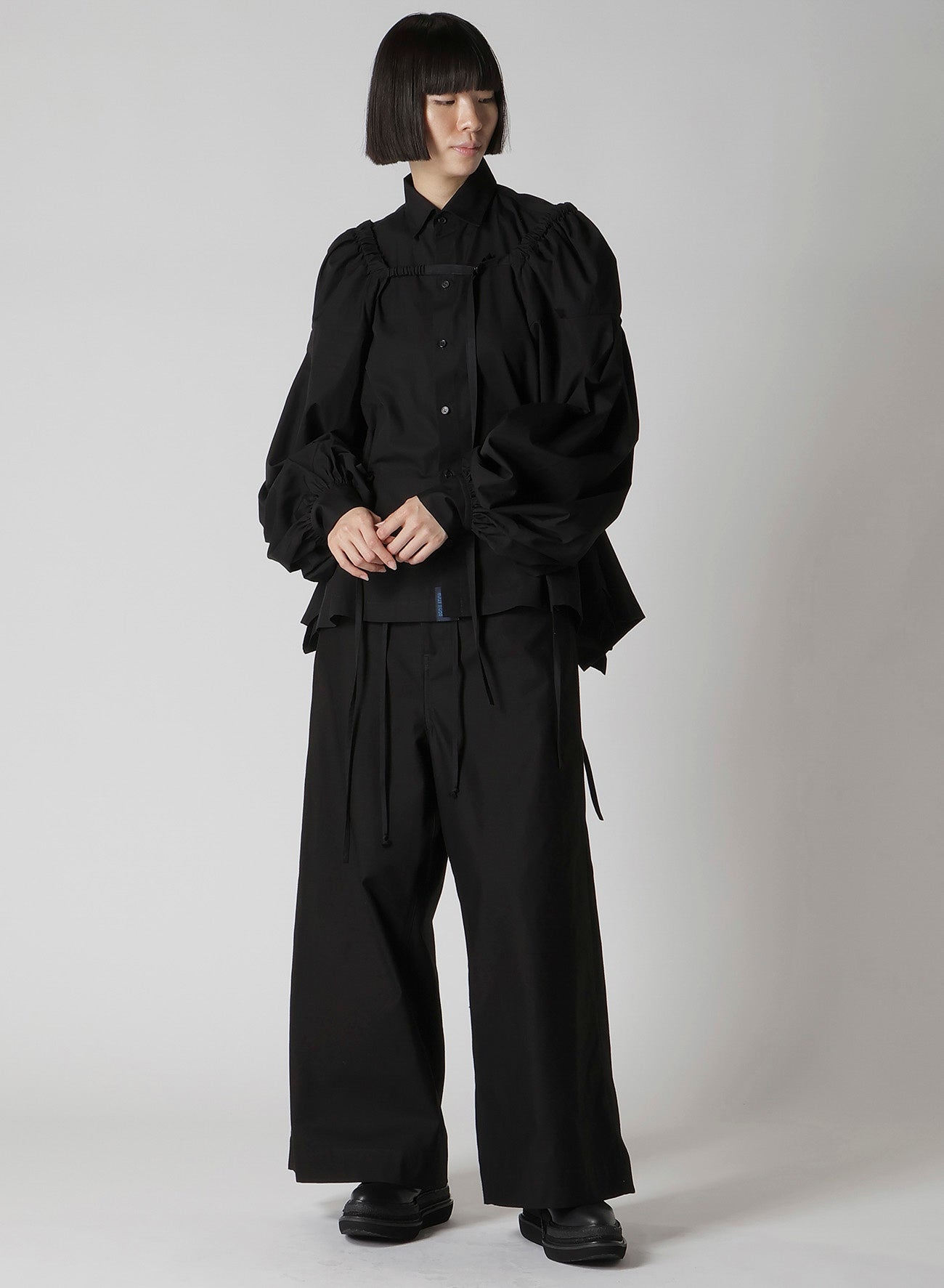 MILITARY BACKSIDE SATIN DOUBLE LOOP D PANTS