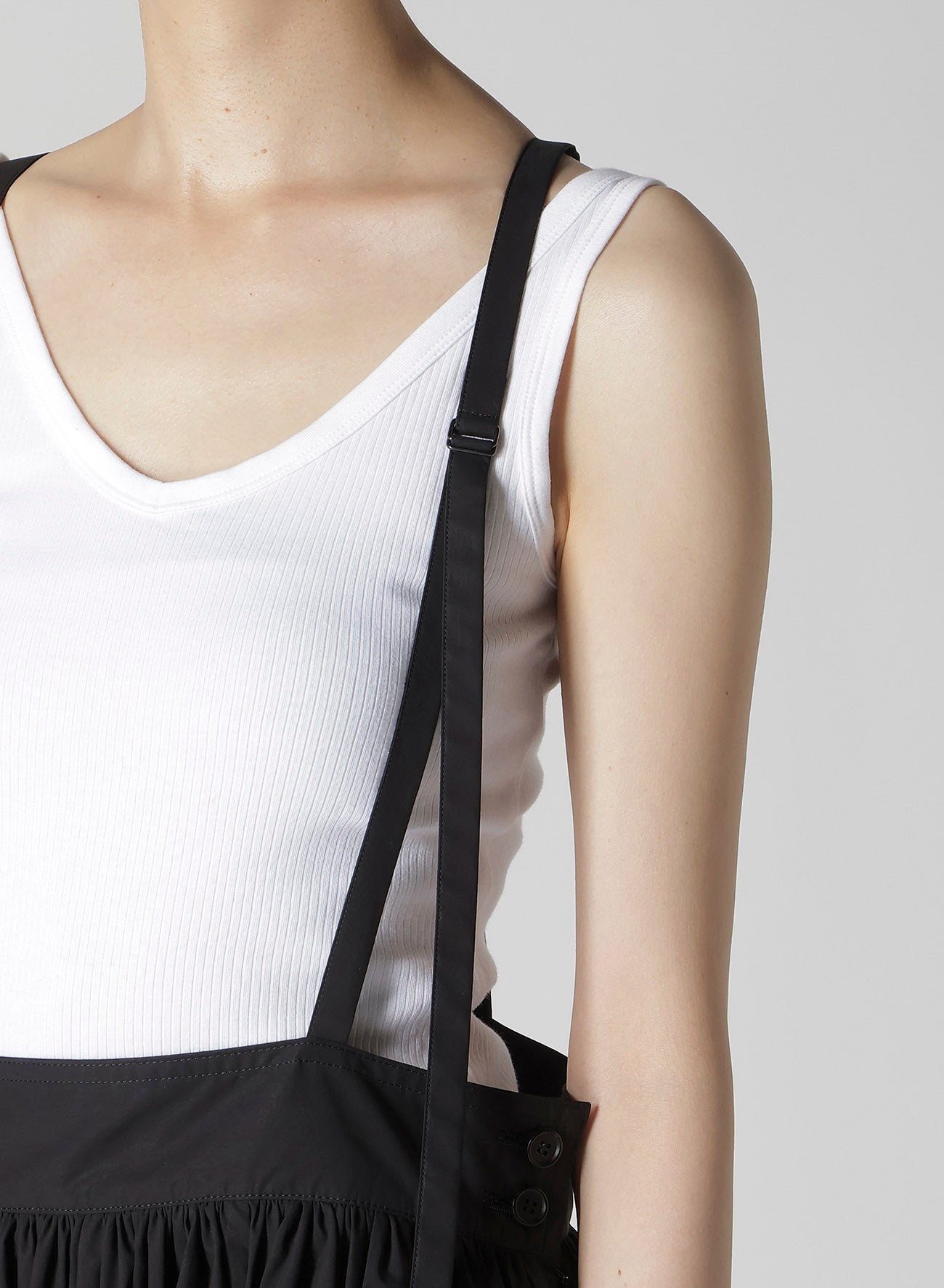 C/PE WEATHER CLOTH SUSPENDER SKIRT