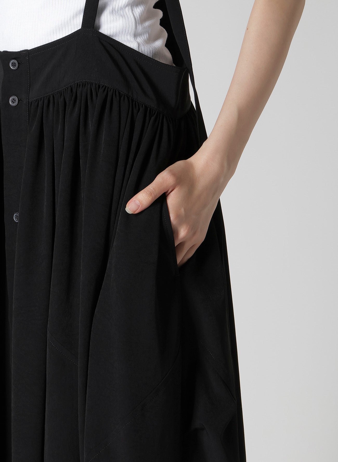 TA/PE CREPE DE CHINE FRONT BUTTON SUSPENDER SKIRT