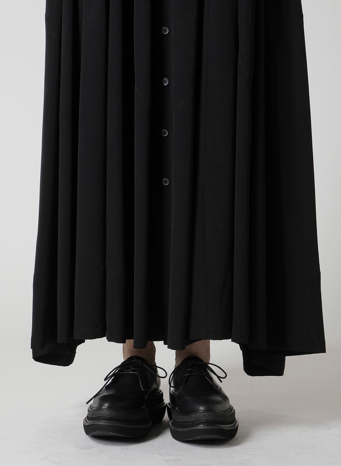 TA/PE CREPE DE CHINE FRONT BUTTON SUSPENDER SKIRT