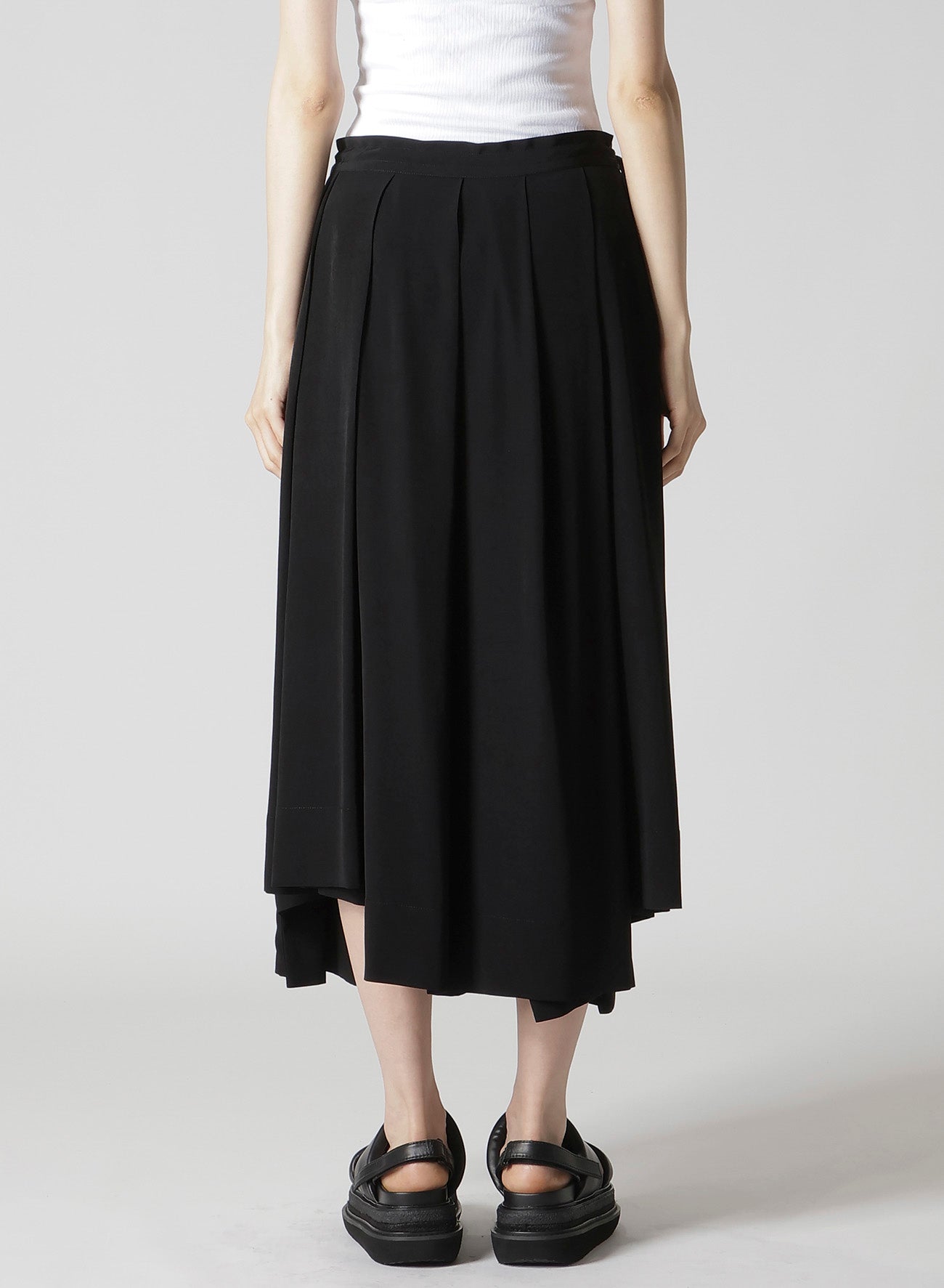 TA/PE CREPE DE CHINE UNBALANCED TUCK SKIRT – THE SHOP YOHJI YAMAMOTO