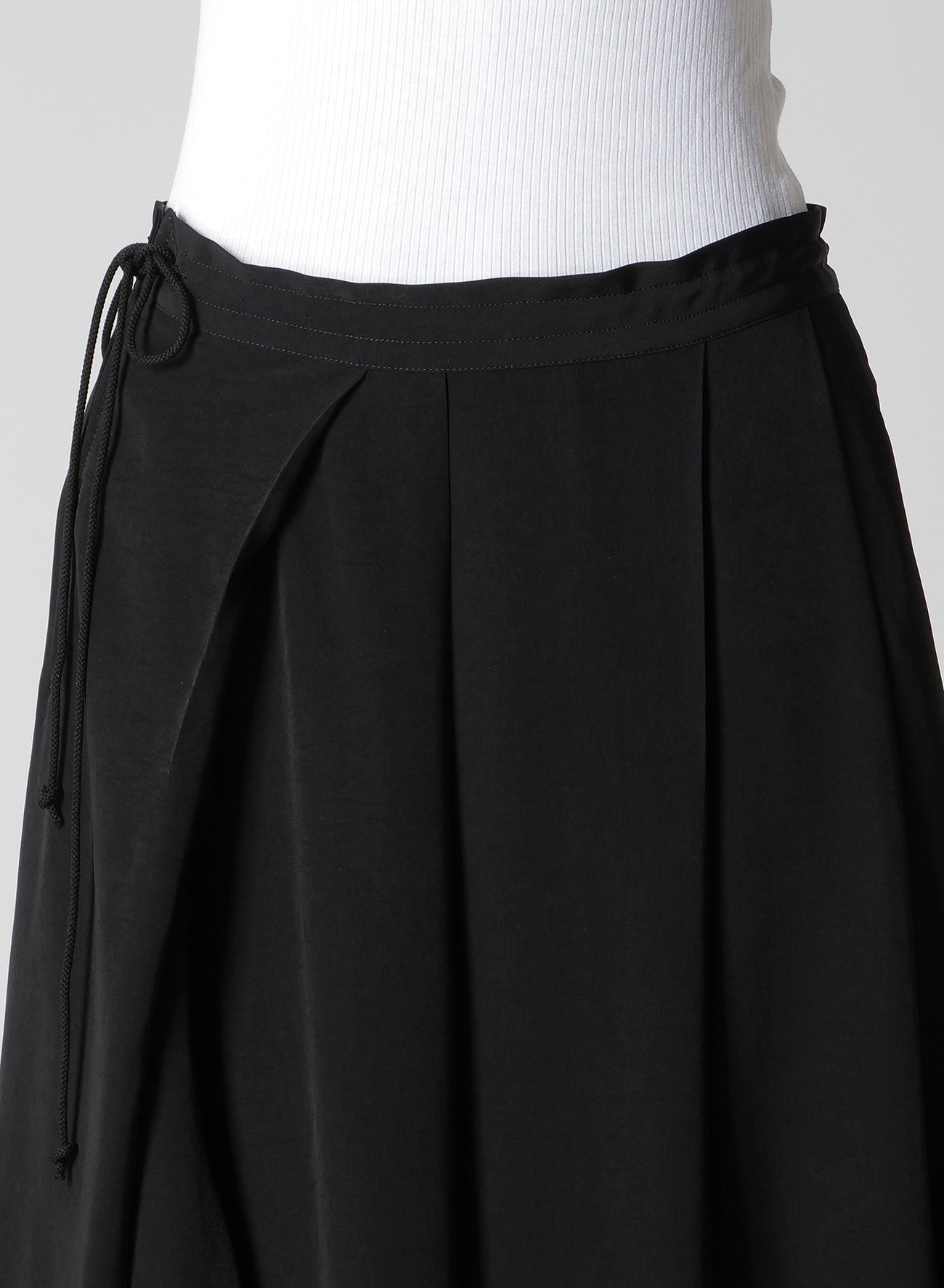 TA/PE CREPE DE CHINE UNBALANCED TUCK SKIRT – THE SHOP YOHJI YAMAMOTO