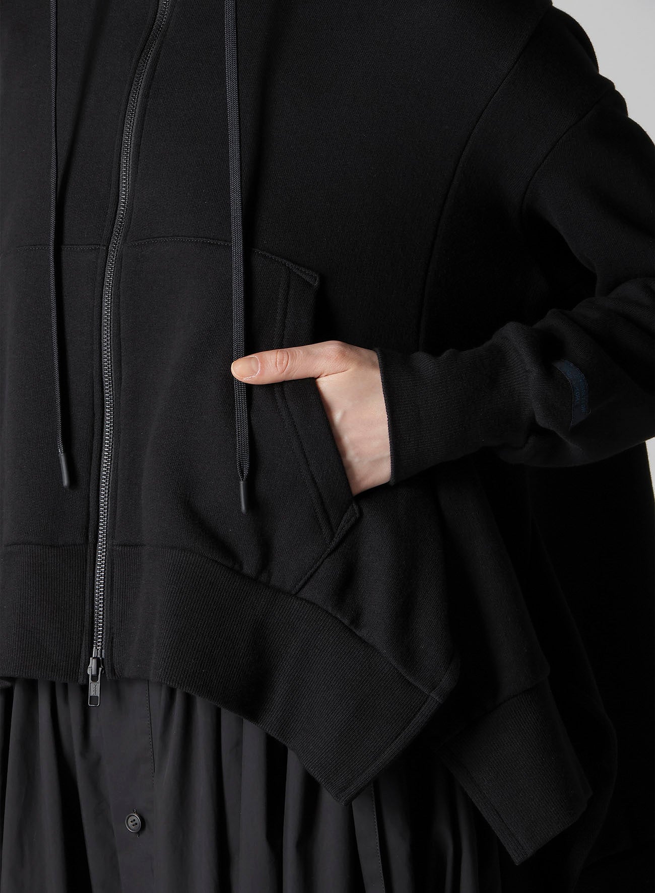 Liy/C FRENCH TERRY FLARED HOODIE