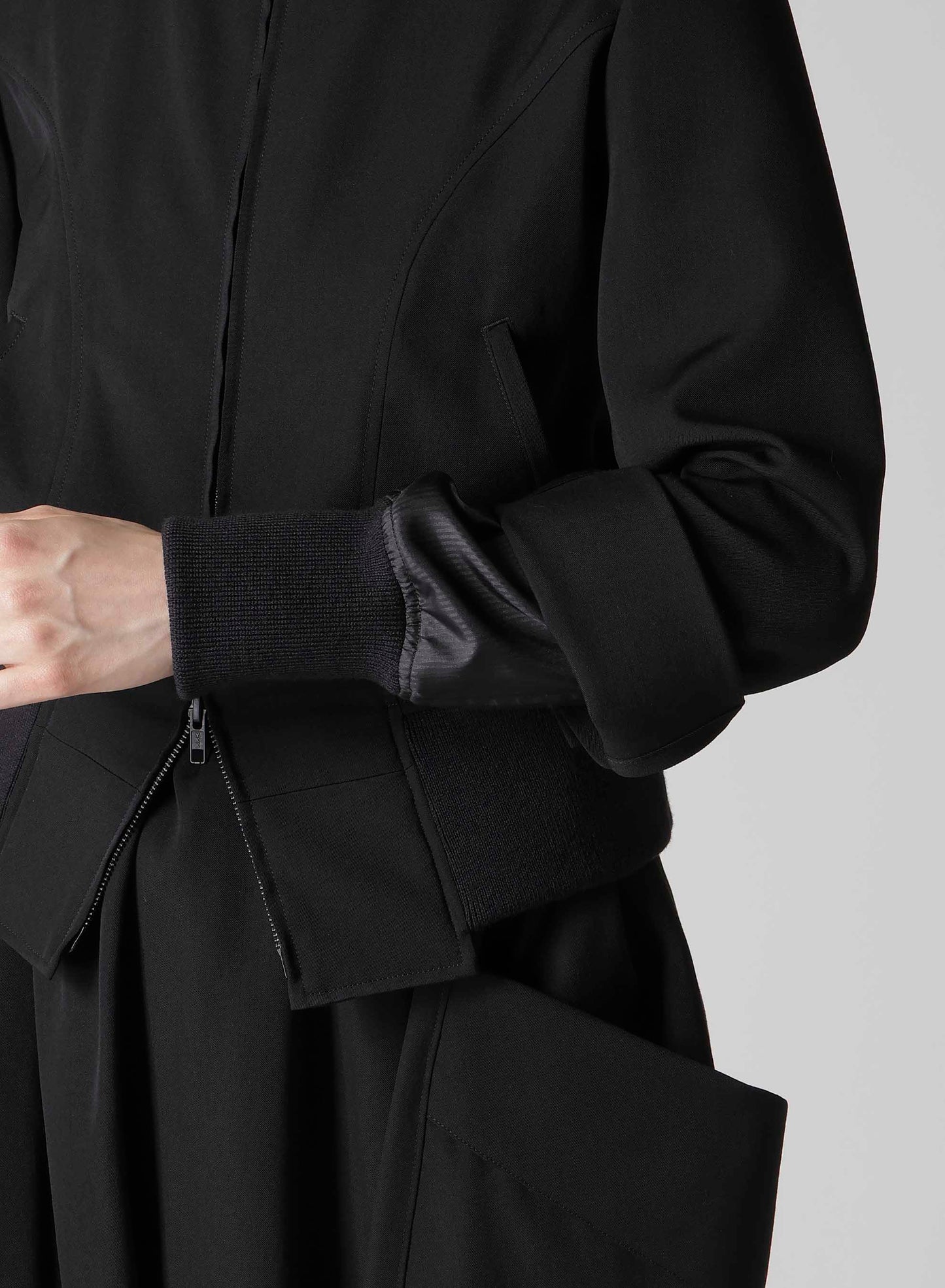 GABARDINE CROPPED BLOUSON