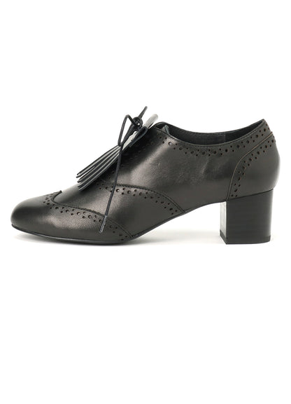 SOFT SMOOTH LEATHER MEDALLION HEEL SHOES