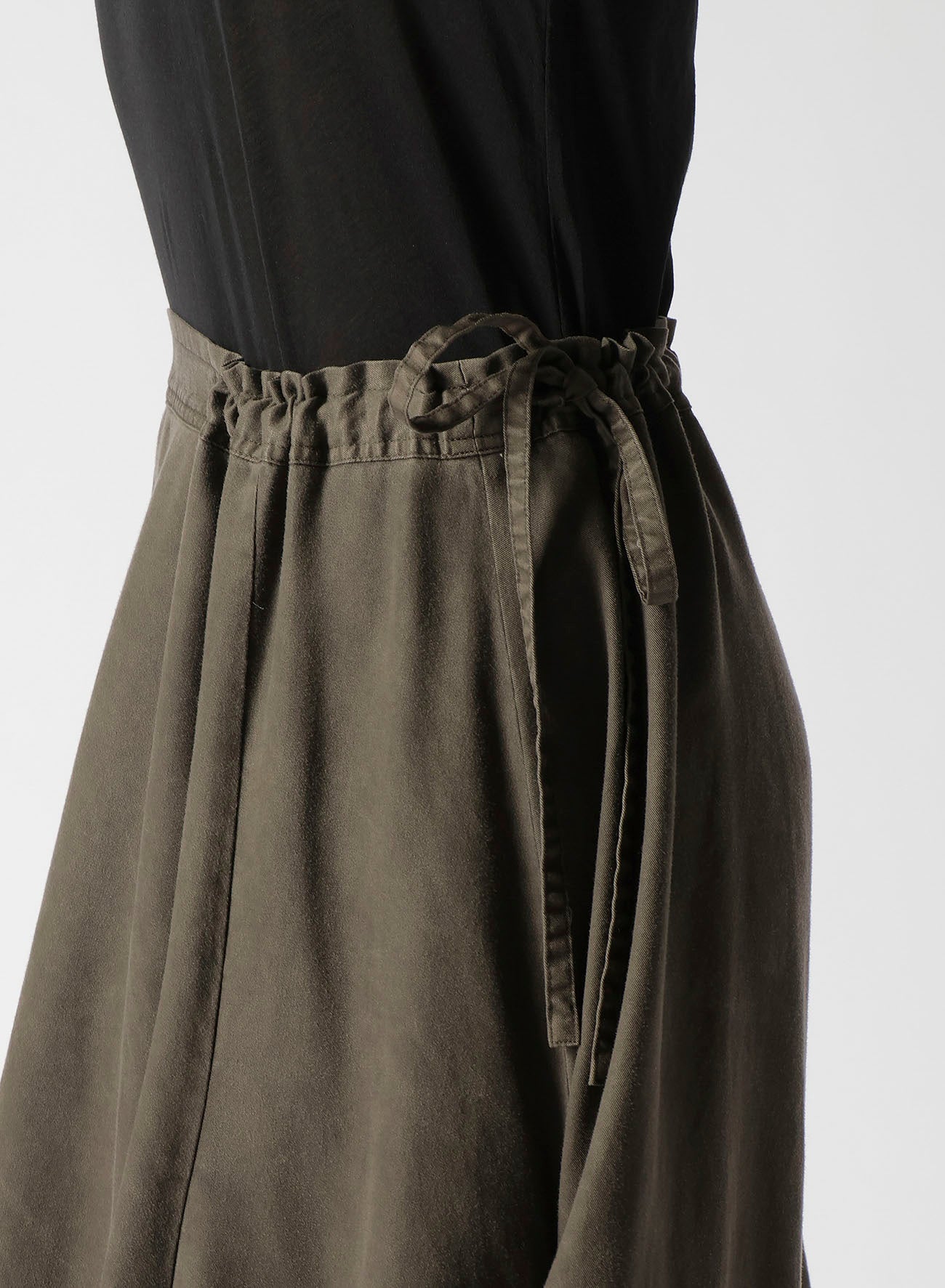 TENCEL PIGMENT DYEING DRAPED GATHED DETAIL SKIRT