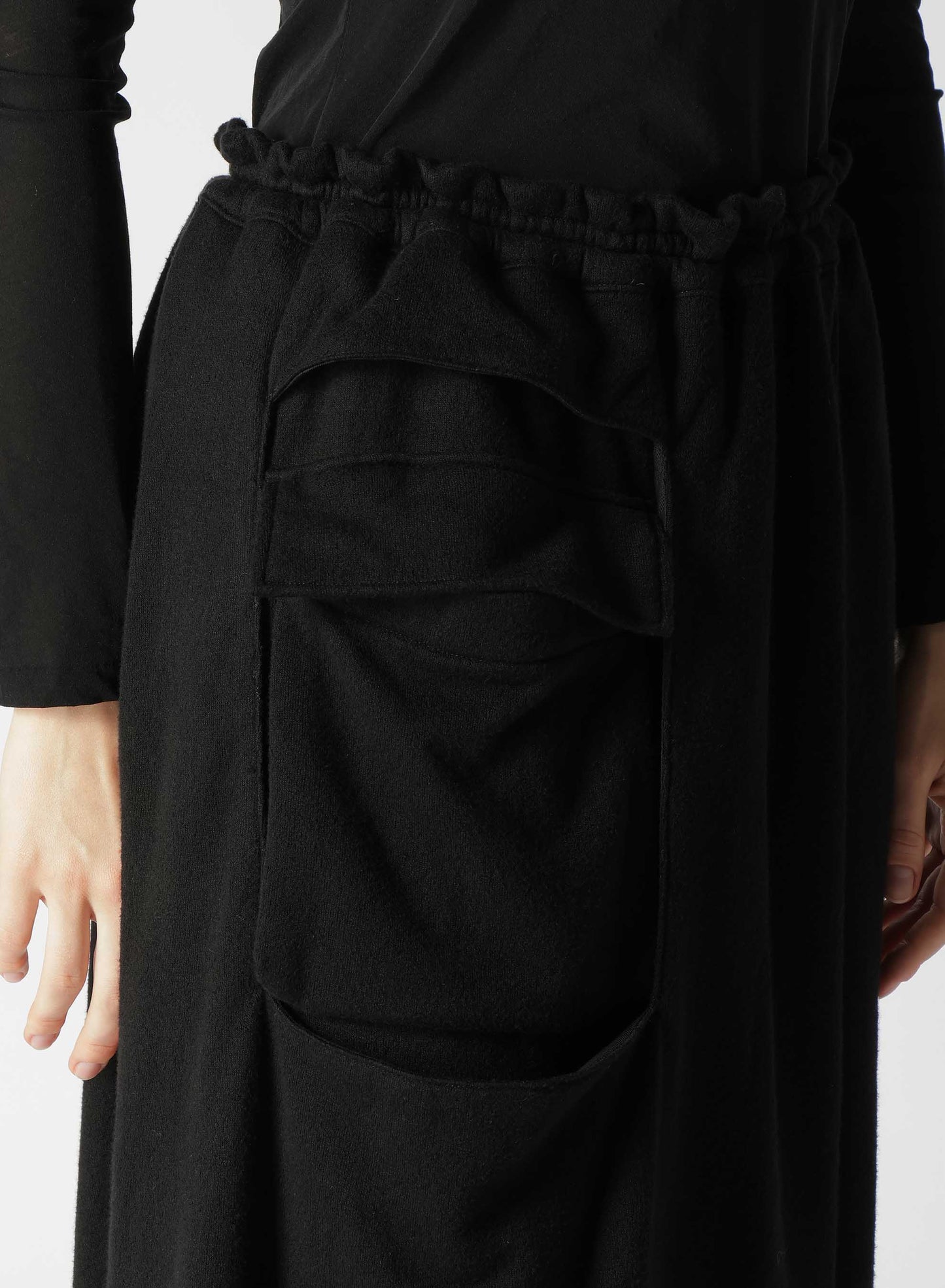 SUPIMA COTTON PILE POCKET DETAIL SKIRT