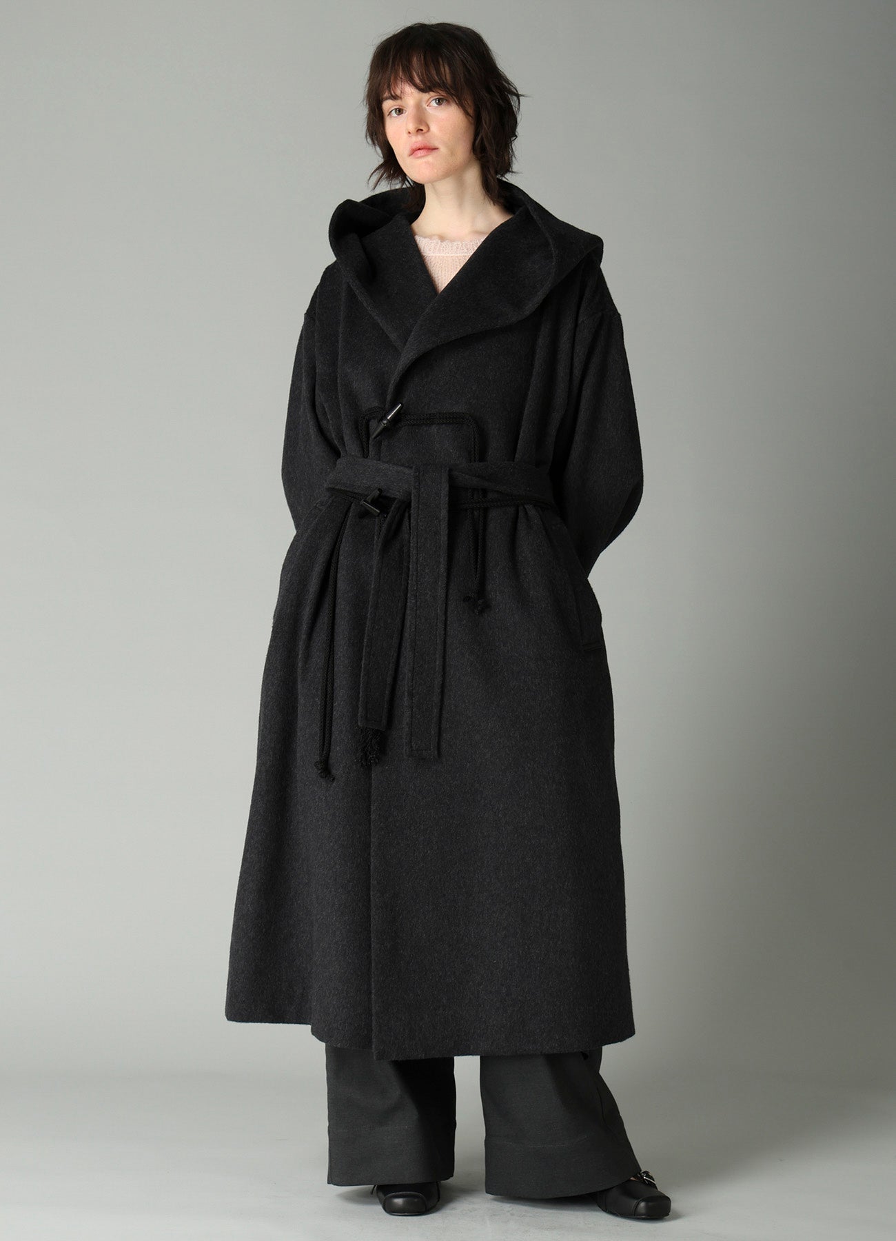 CASHMERE MIXED BEAVER HOODED DUFFLE COAT