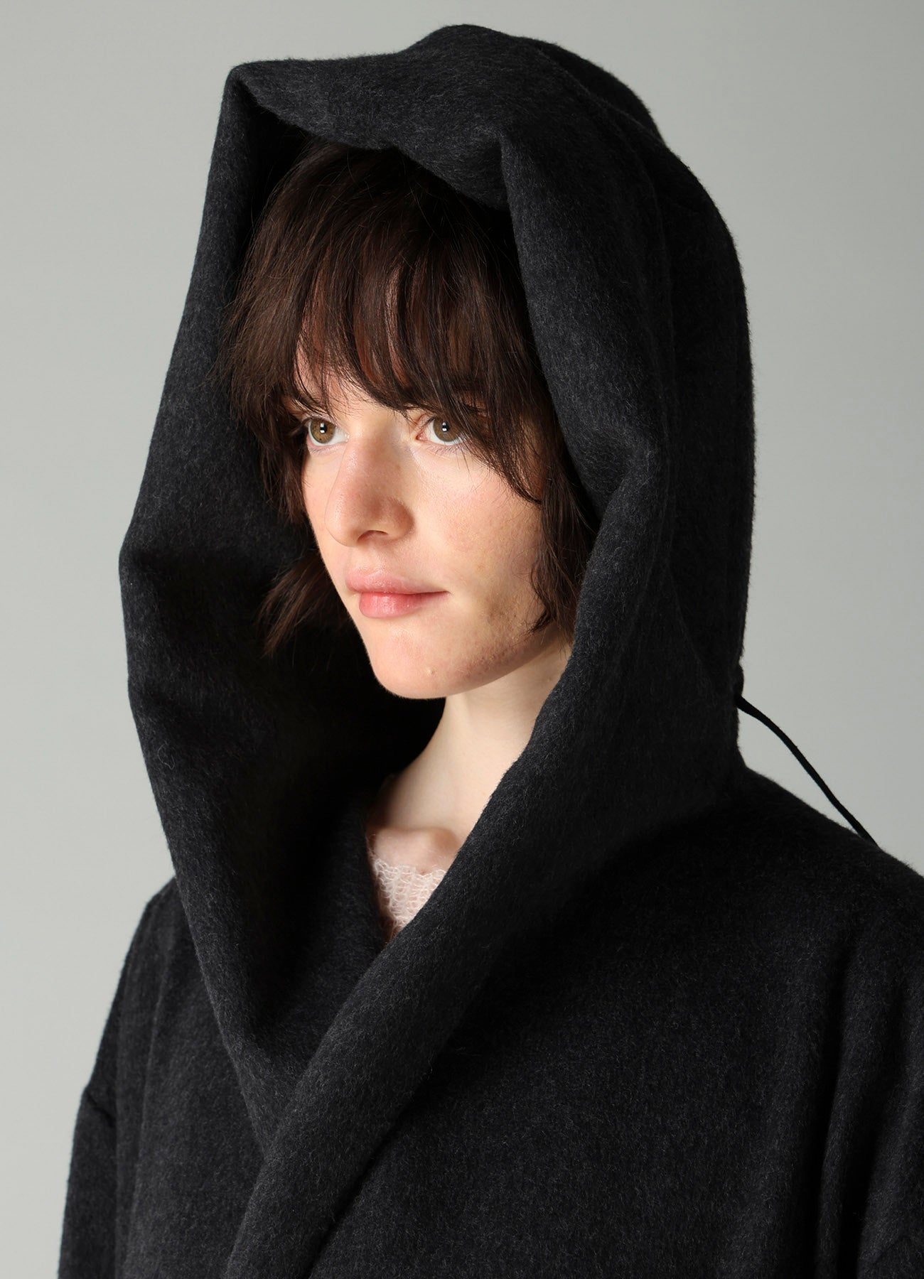 CASHMERE MIXED BEAVER HOODED DUFFLE COAT