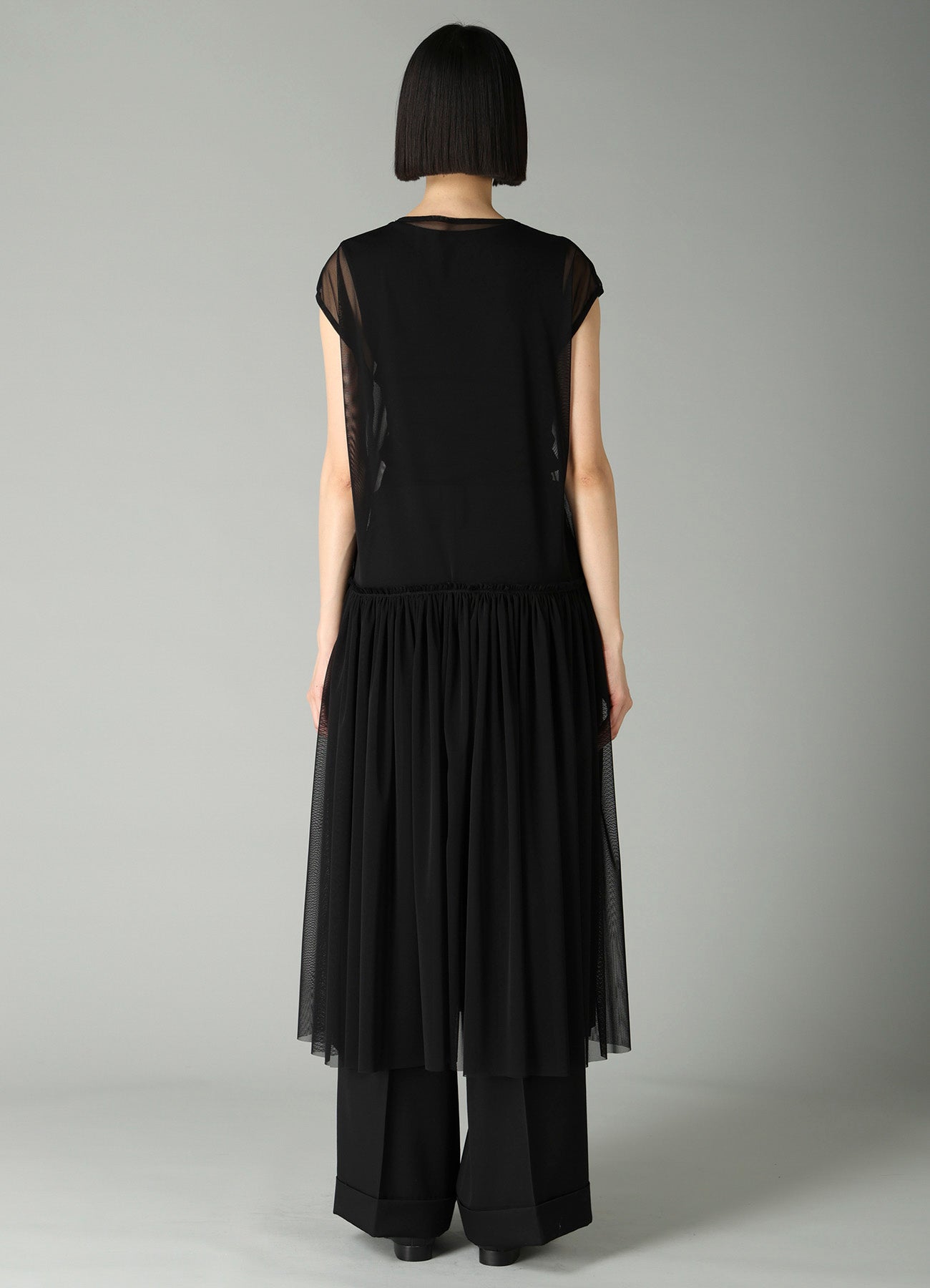 WOOLY TULLE GATHERED SLEEVELESS DRESS