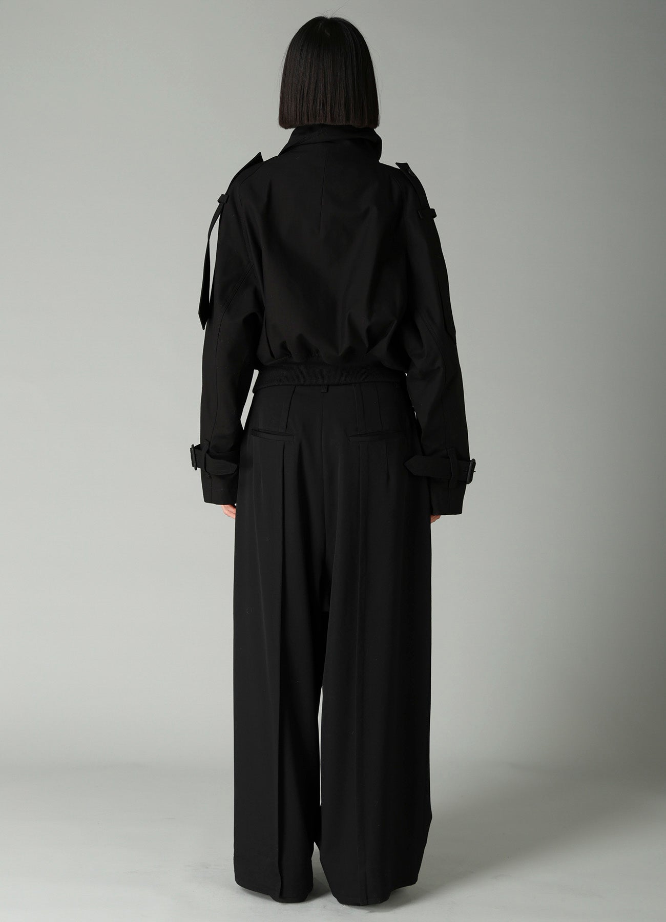 MILITARY BACKSIDE SATIN SHORT TRENCH JACKET