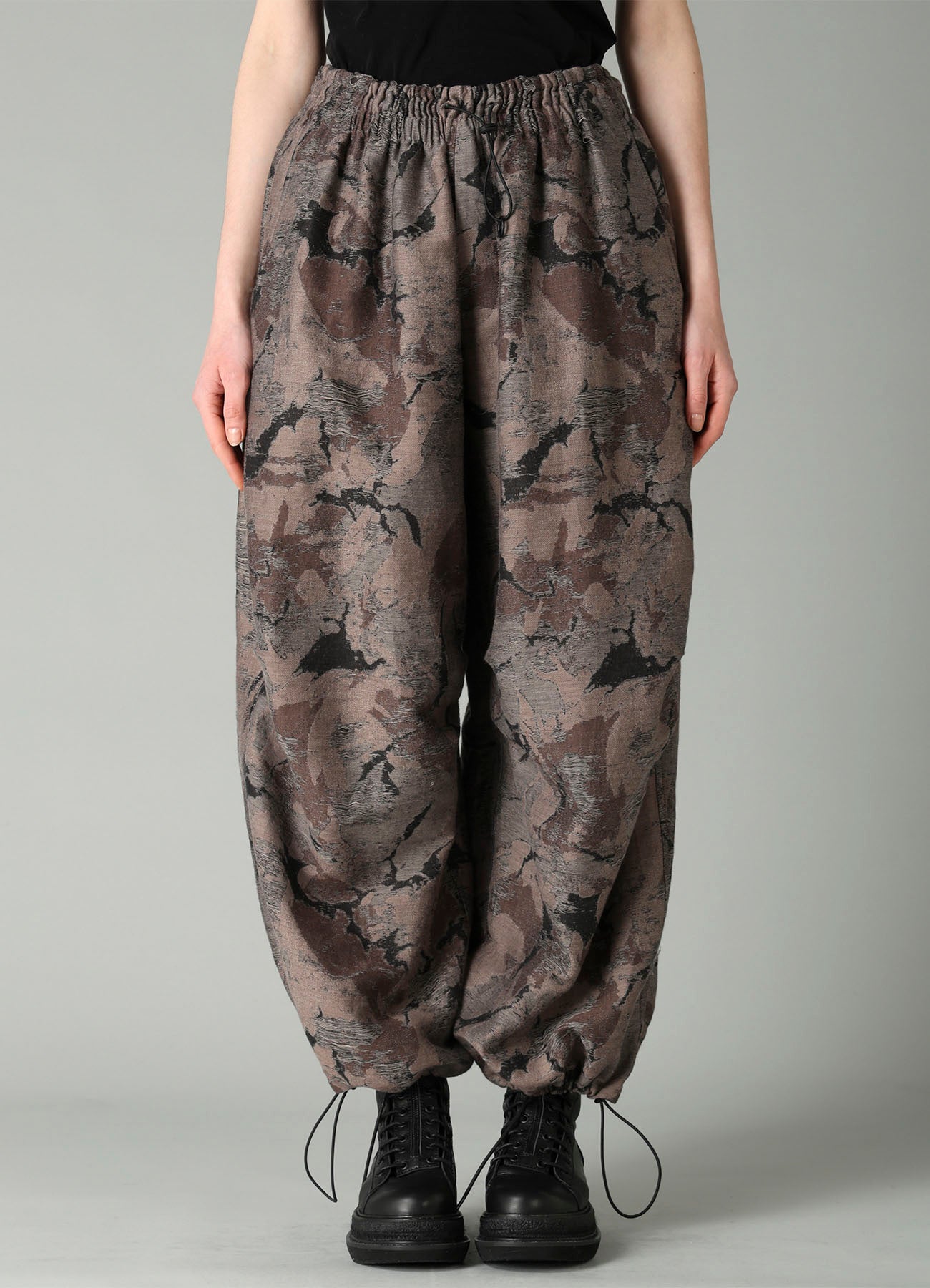 ヨウジヤマモト　パラシュートパンツ JQ CAMOUFLAGE PARACHUTE PANTS – THE SHOP YOHJI YAMAMOTO