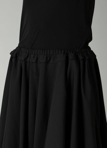 GABARDINE ASYMMETRIC MOVING SKIRT