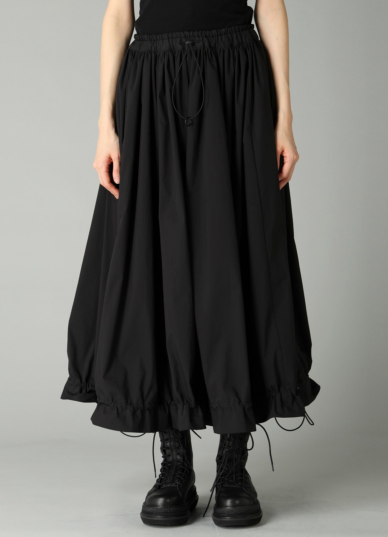 C/Pe WEATHER GATHERED SKIRT