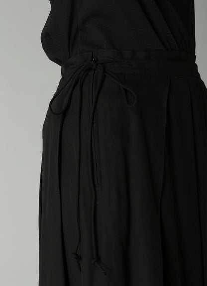 CELLULOSE POPLIN UNBALANCED TUCK SKIRT