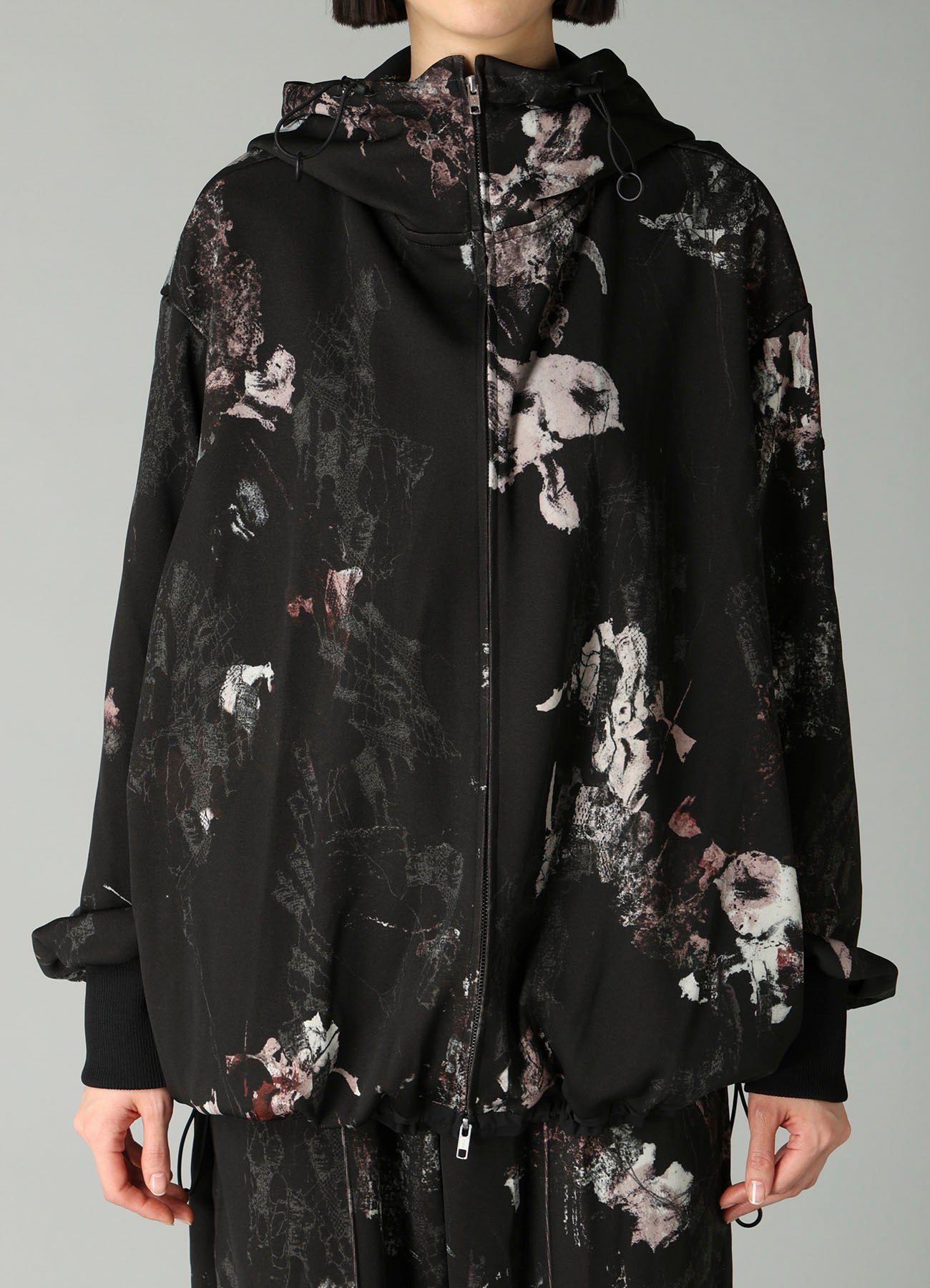 Yohji Yamamoto 23aw フェドラハッ LACE FLOWER PT HIGHNECK HOODY – THE SHOP YOHJI YAMAMOTO