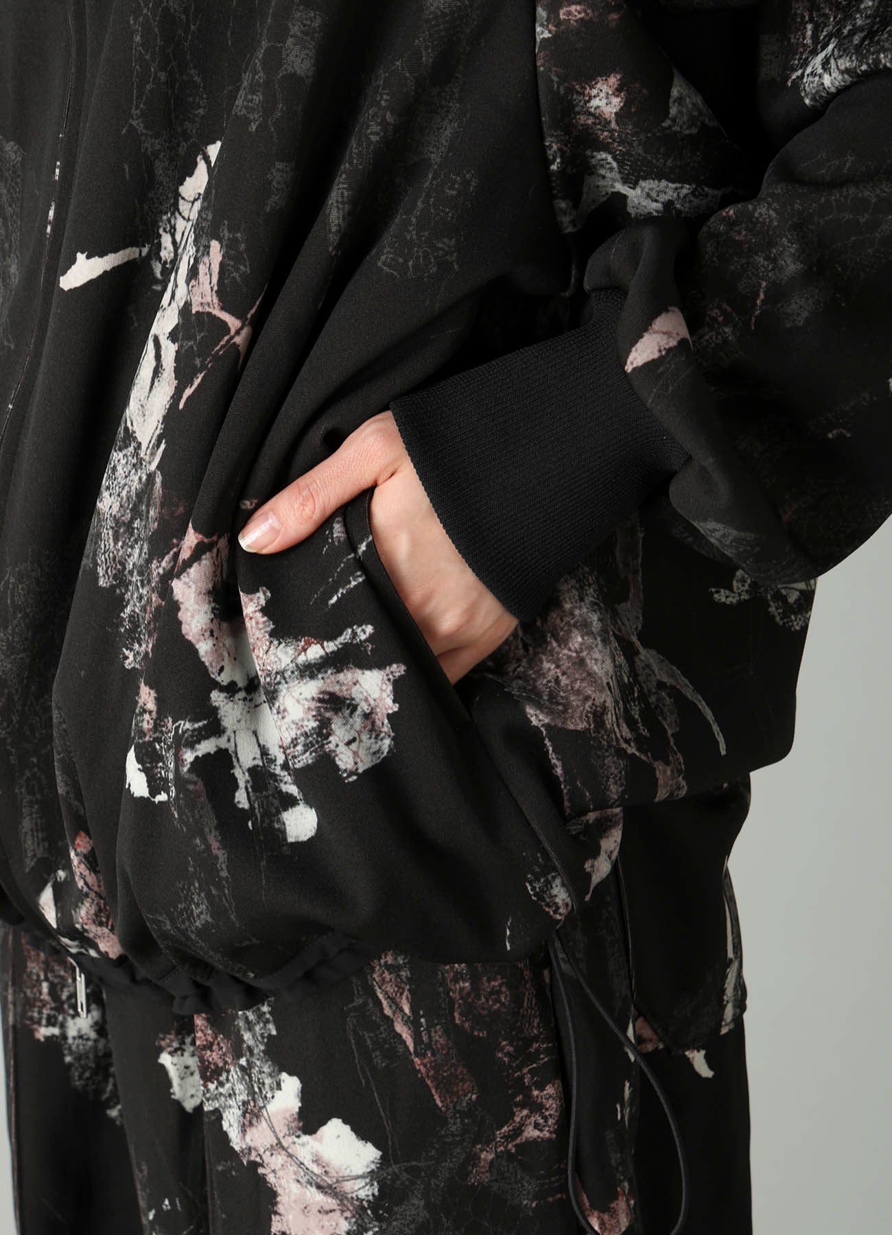 LACE FLOWER PT HIGHNECK HOODY