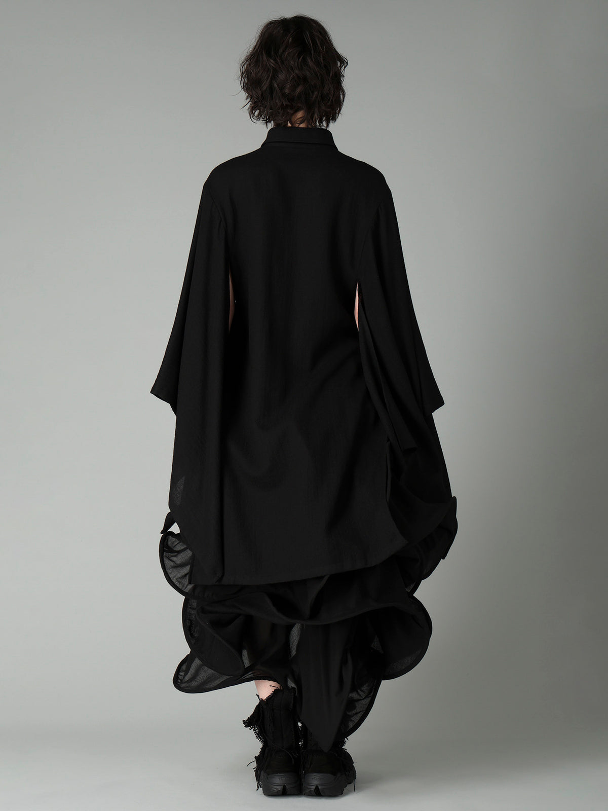 SOFT WOOL KIMONO SLEEVE BLOUSE
