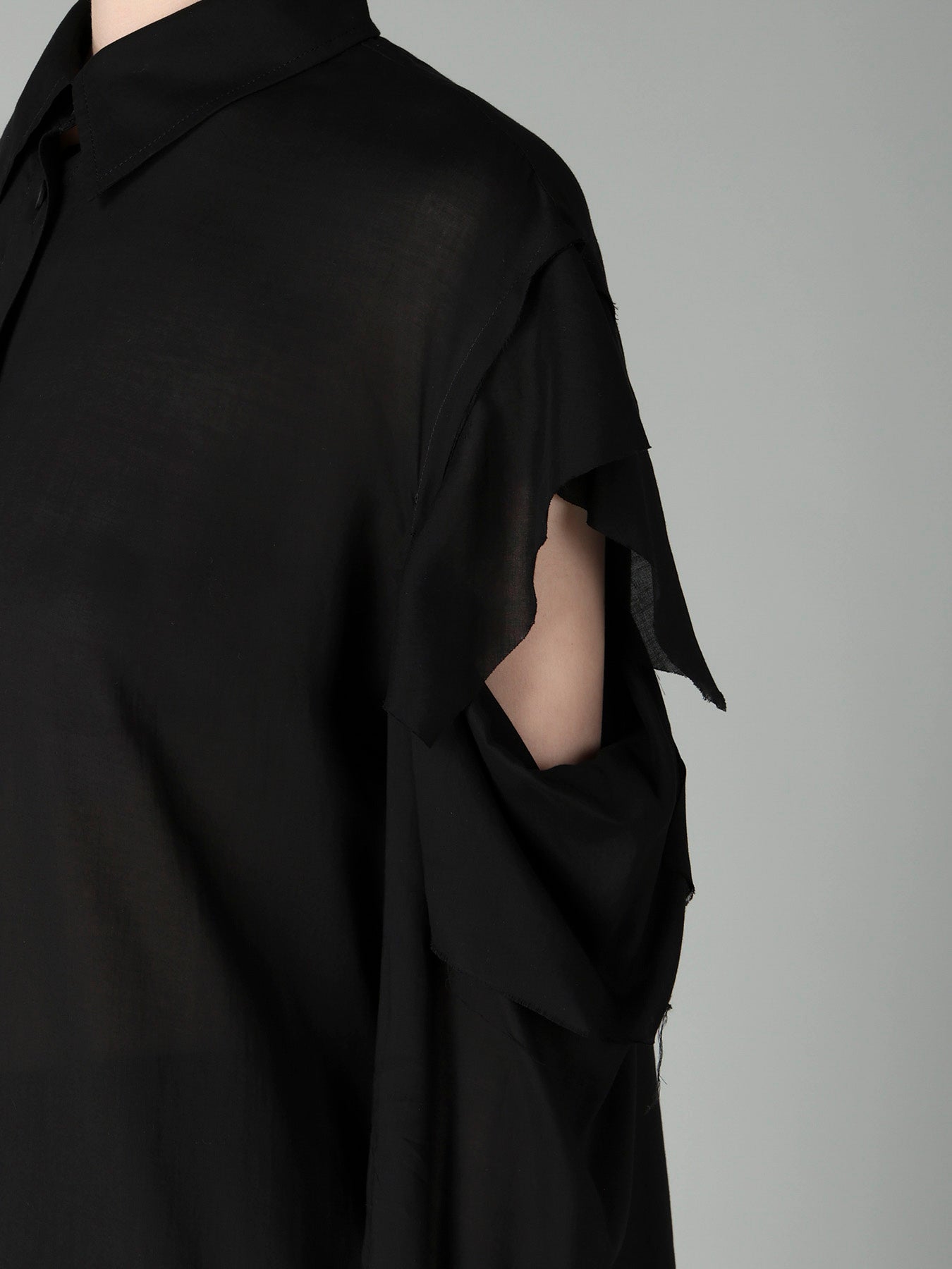 CELLULOSE LAWN O SHOULDER SHIRT