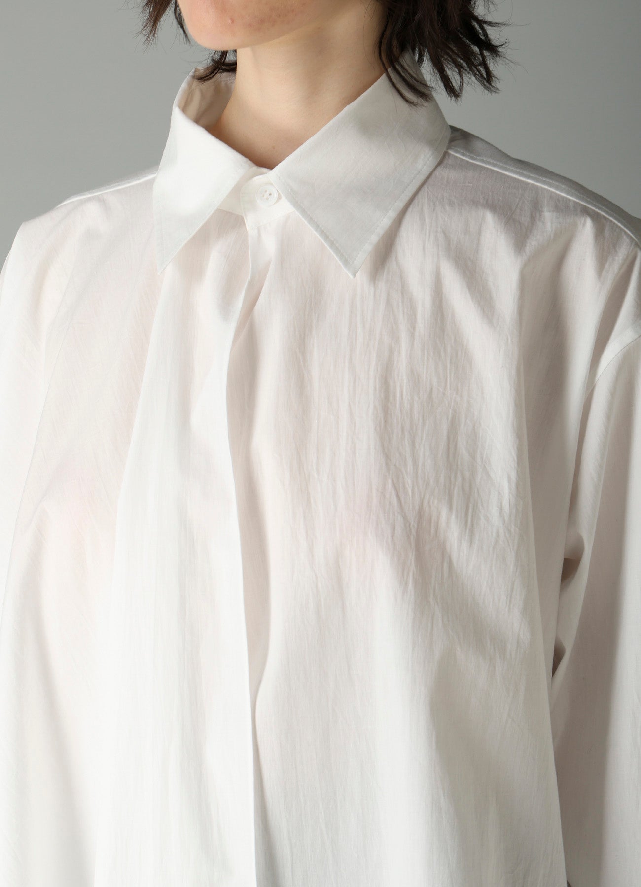 BROAD R LONG ASYMMETRIC BLOUSE