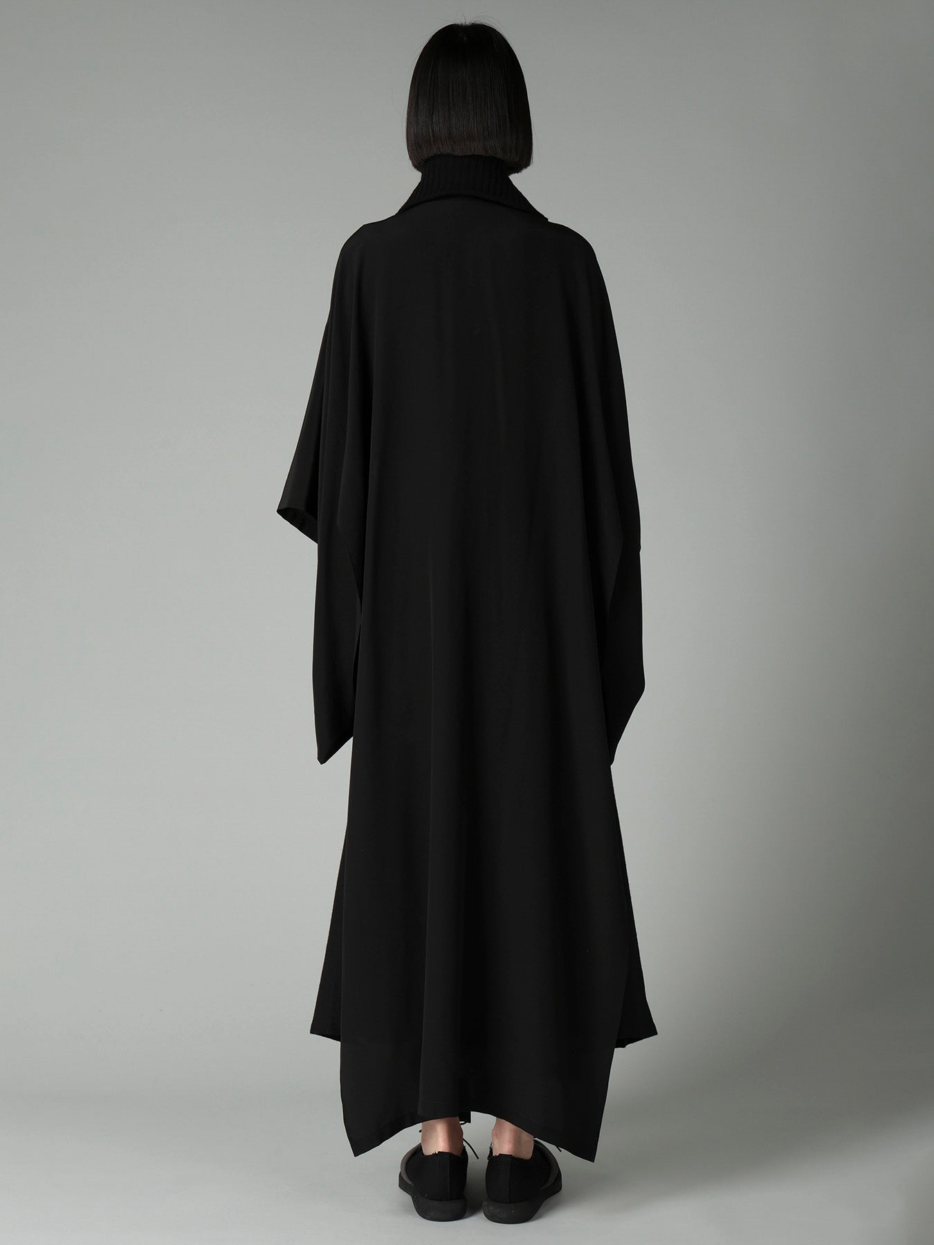 16MOMME DE CHINE KNIT COMBI KIMONO COAT