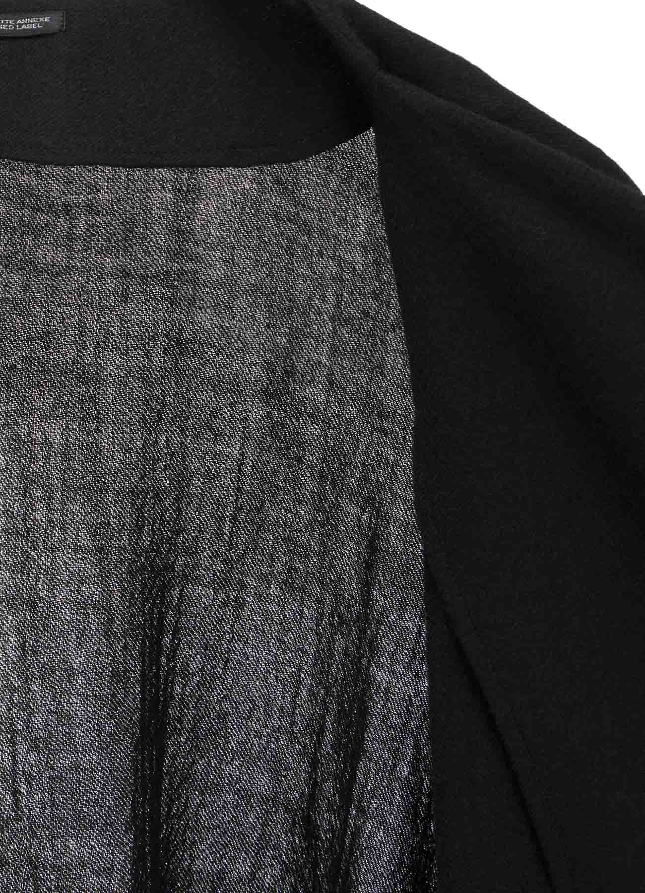 SOFT WOOL STOLE DETAIL COAT