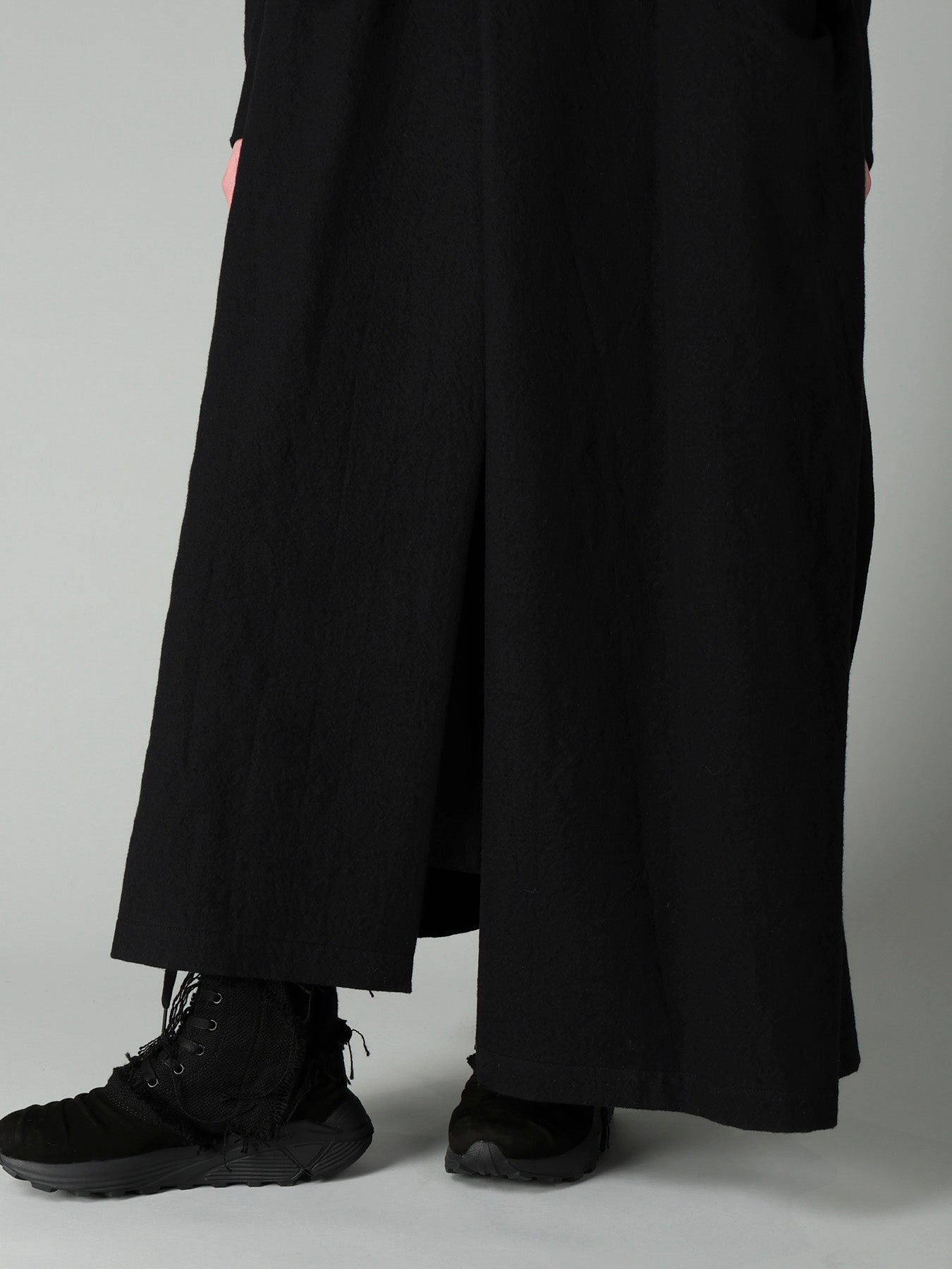 MILLED GABARDINE PEAKED FLARE LONG COAT