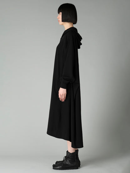 Ta/Pe CREPE DE CHINE HOODED RAGLAN SLV DRESS