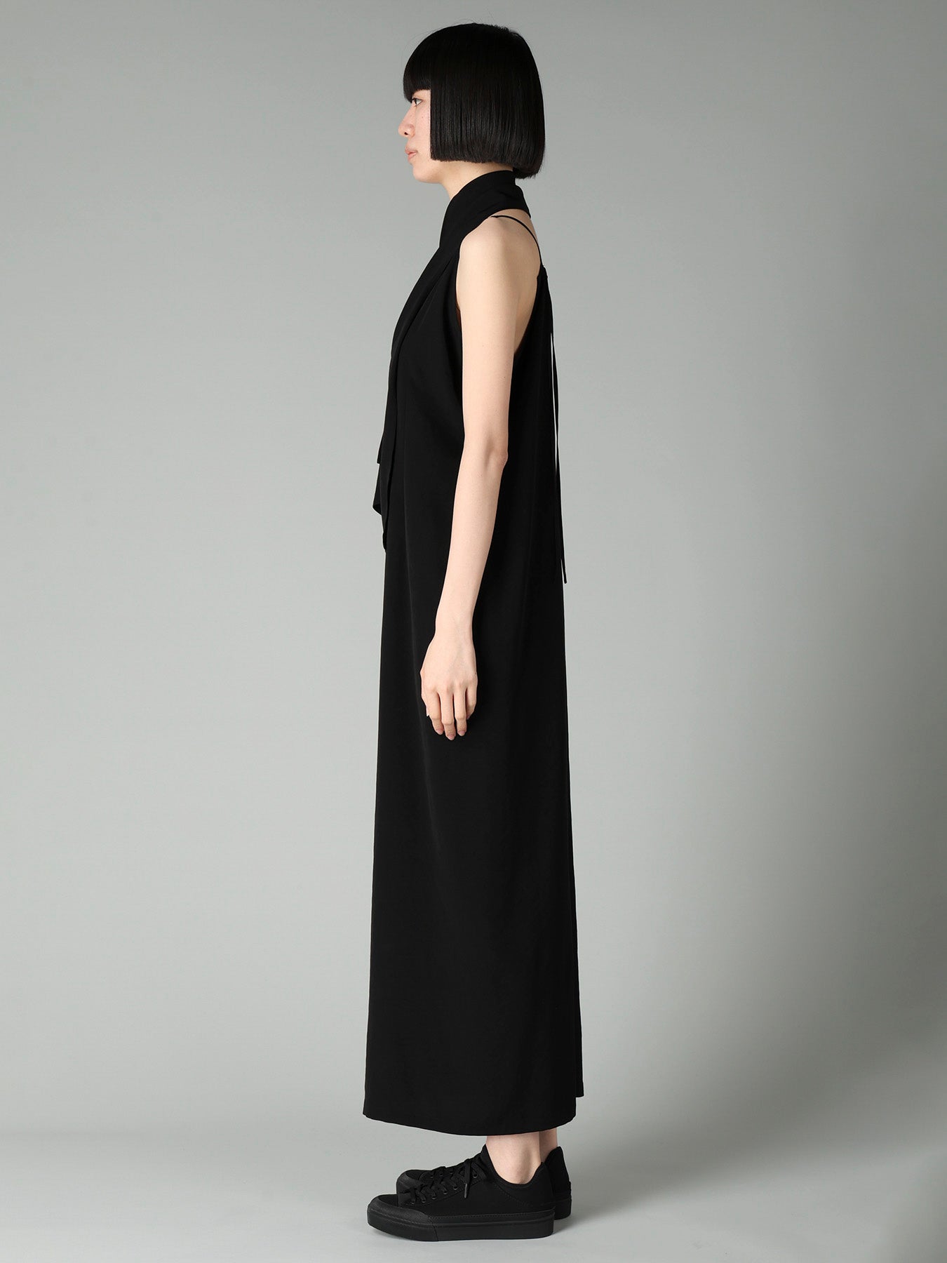 Ta/Pe CREPE DE CHINE STRAP SLIM FIT DRESS