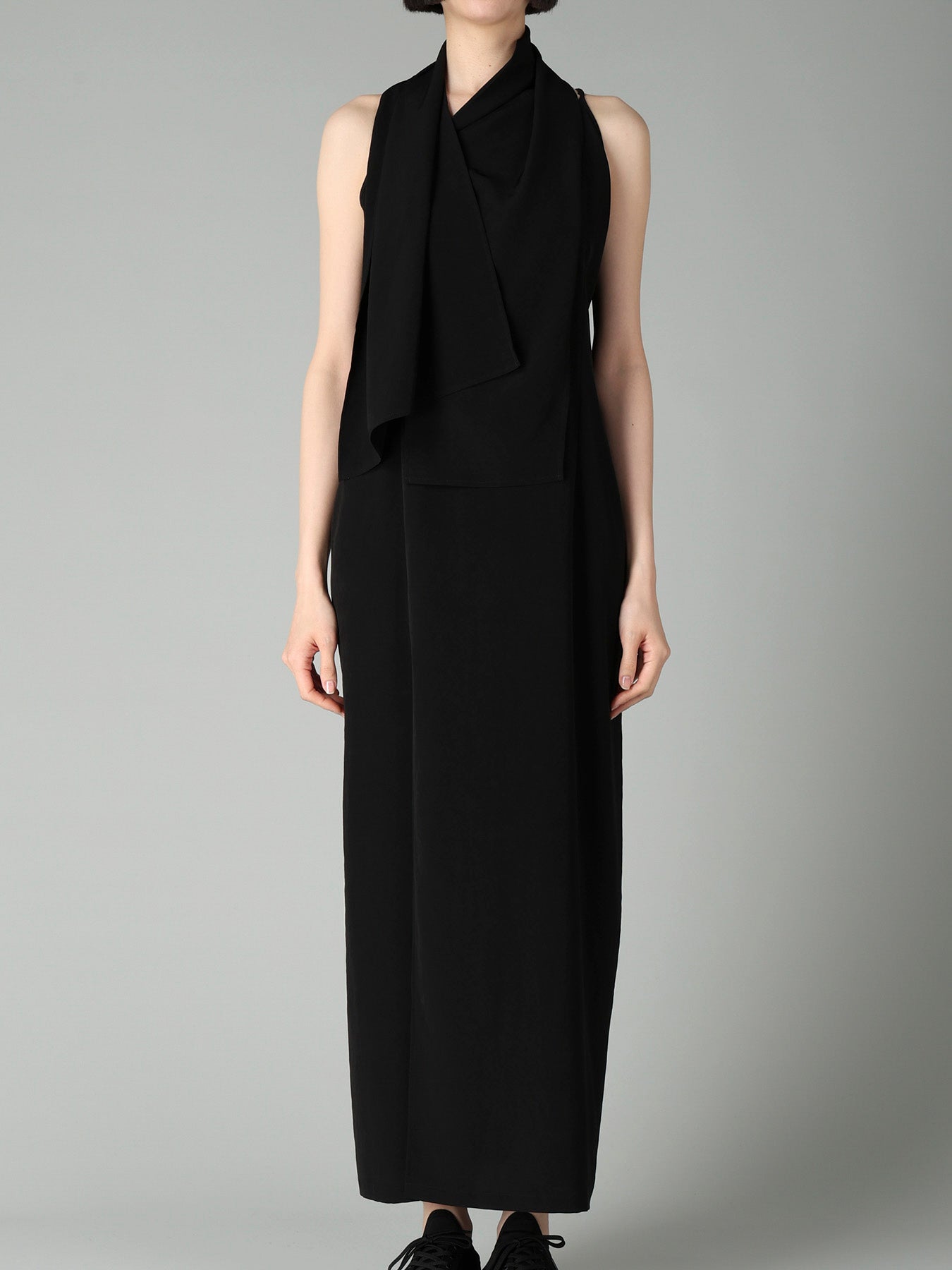 Ta/Pe CREPE DE CHINE STRAP SLIM FIT DRESS