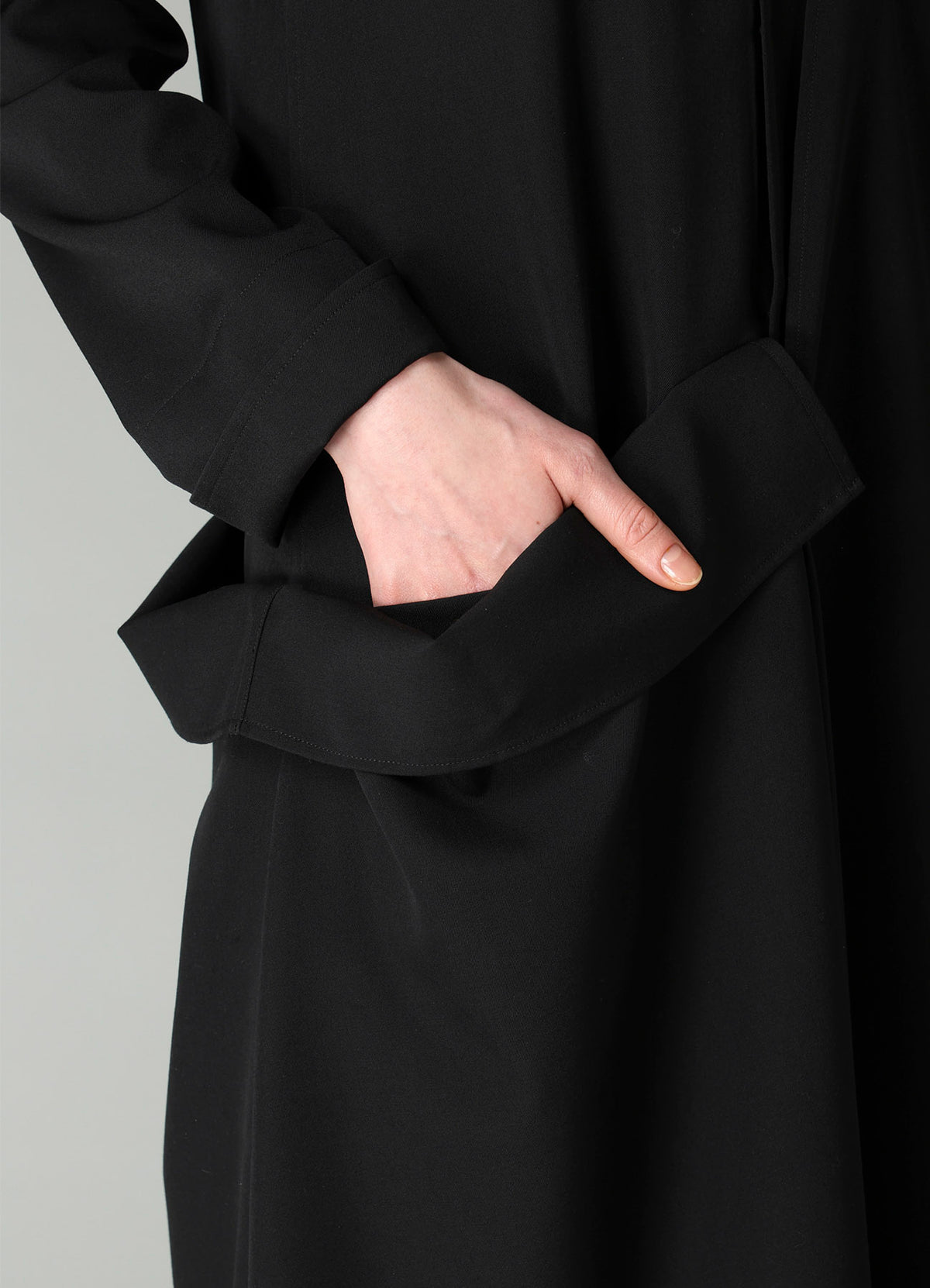 GABARDINE R DRAPE DETAIL SHIRT DRESS