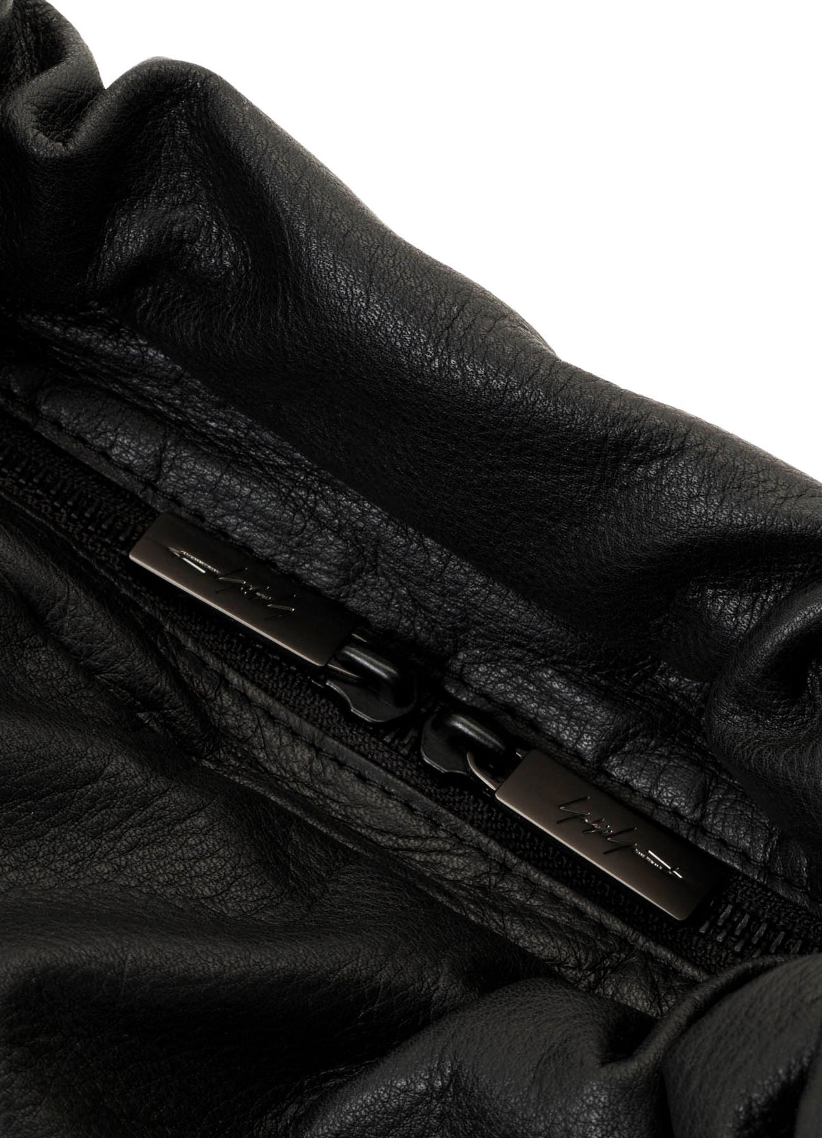 GARMENT LEATHER DUMPLING BAG S