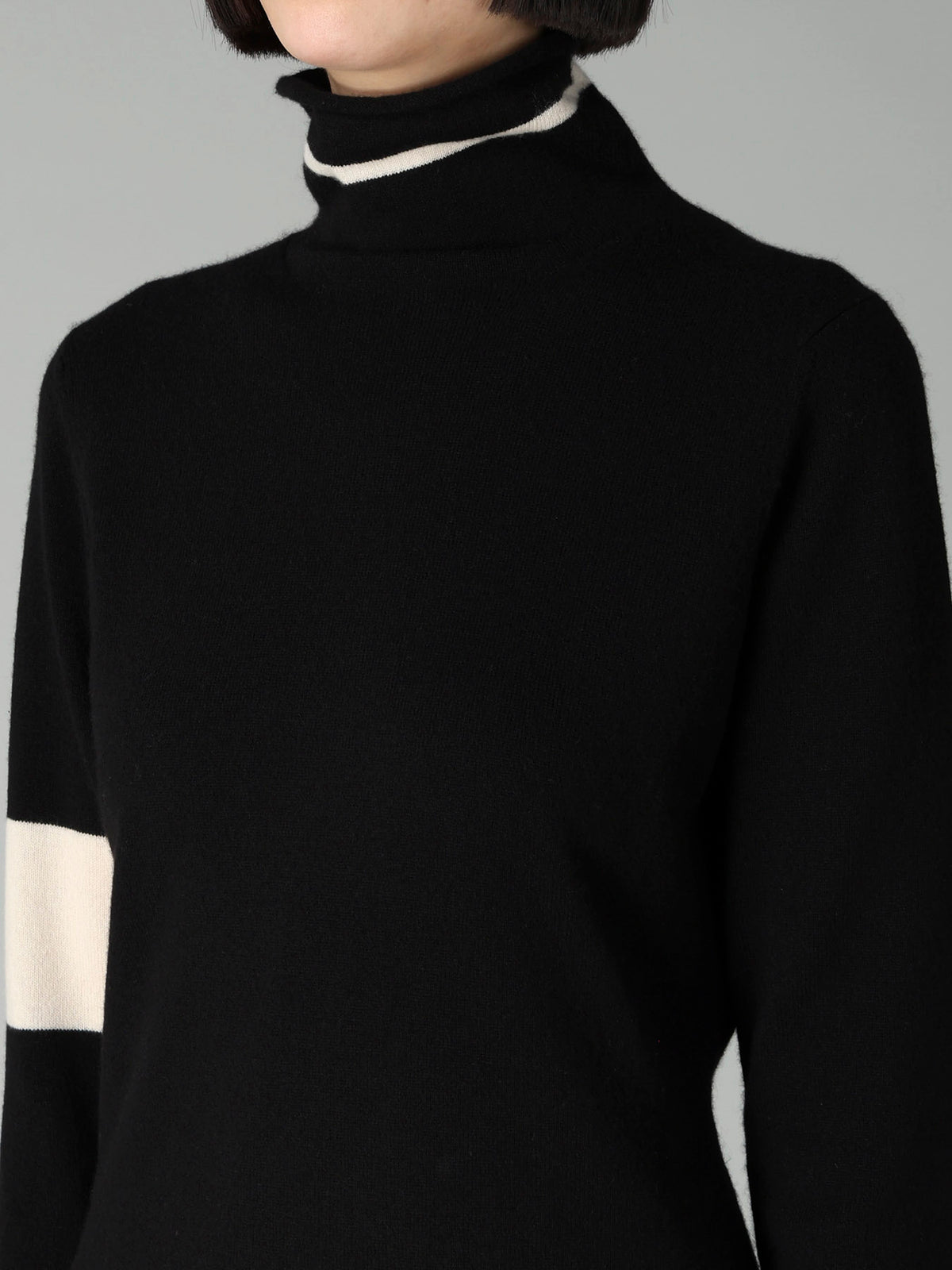 EMBROIDERY LINE YY SIGNATURE HIGHNECK PO