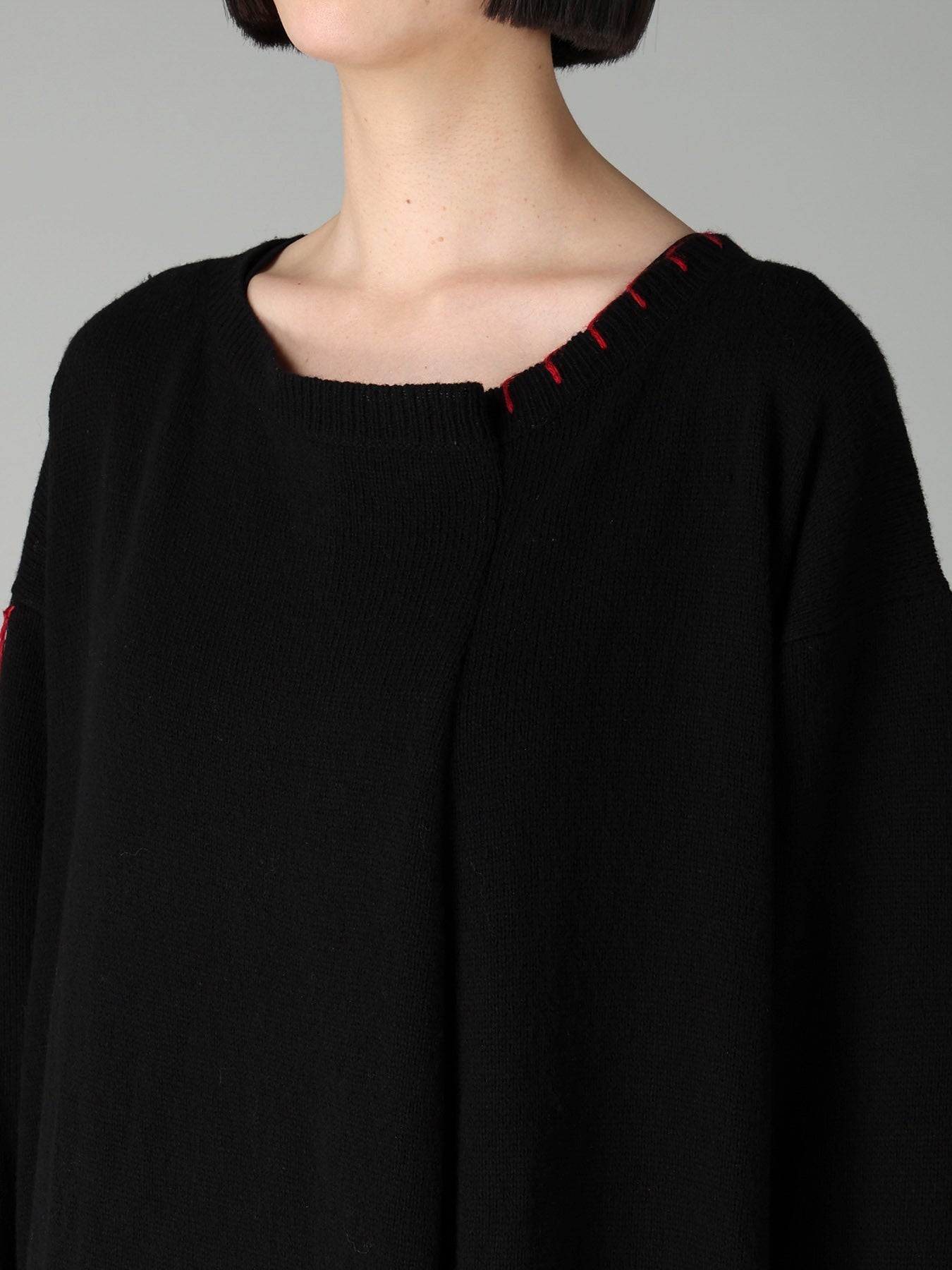 RIB EBROIDERY PULLOVER