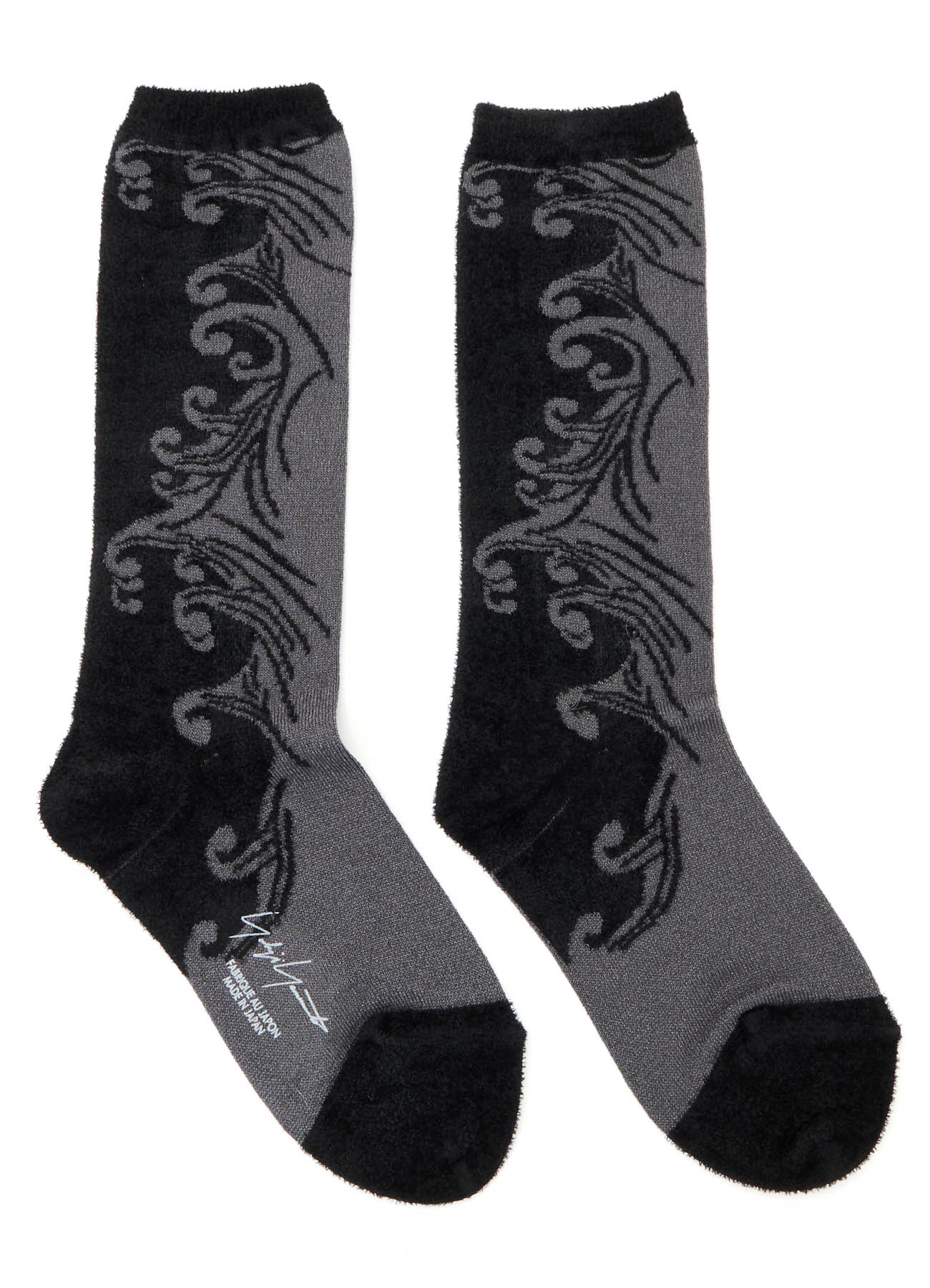 ACNY/CHENILLE YARN WAVE SOCKS