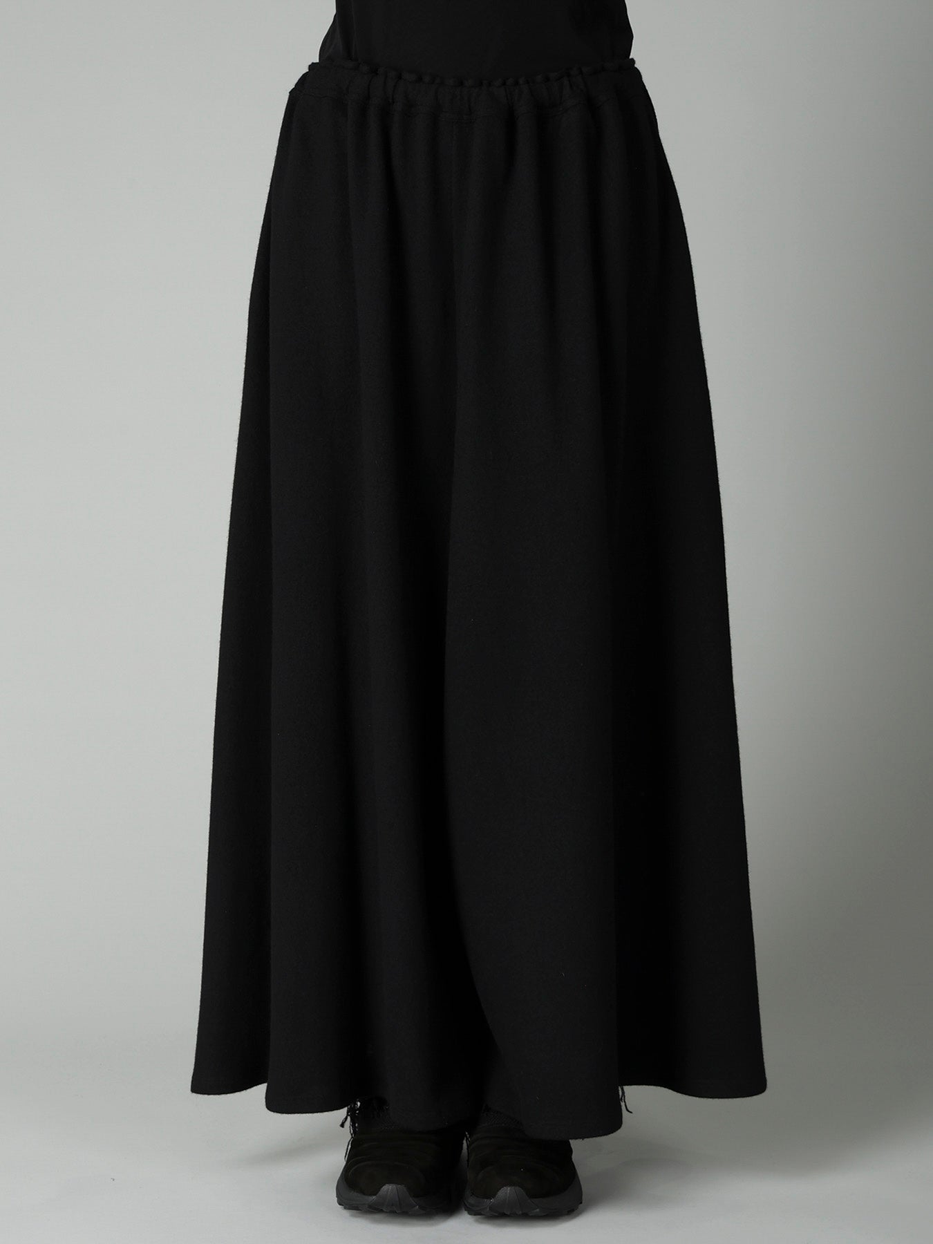 SOFT WOOLEN 1/14 SINGLE GATHERED SKIRT PANTS – THE SHOP YOHJI YAMAMOTO