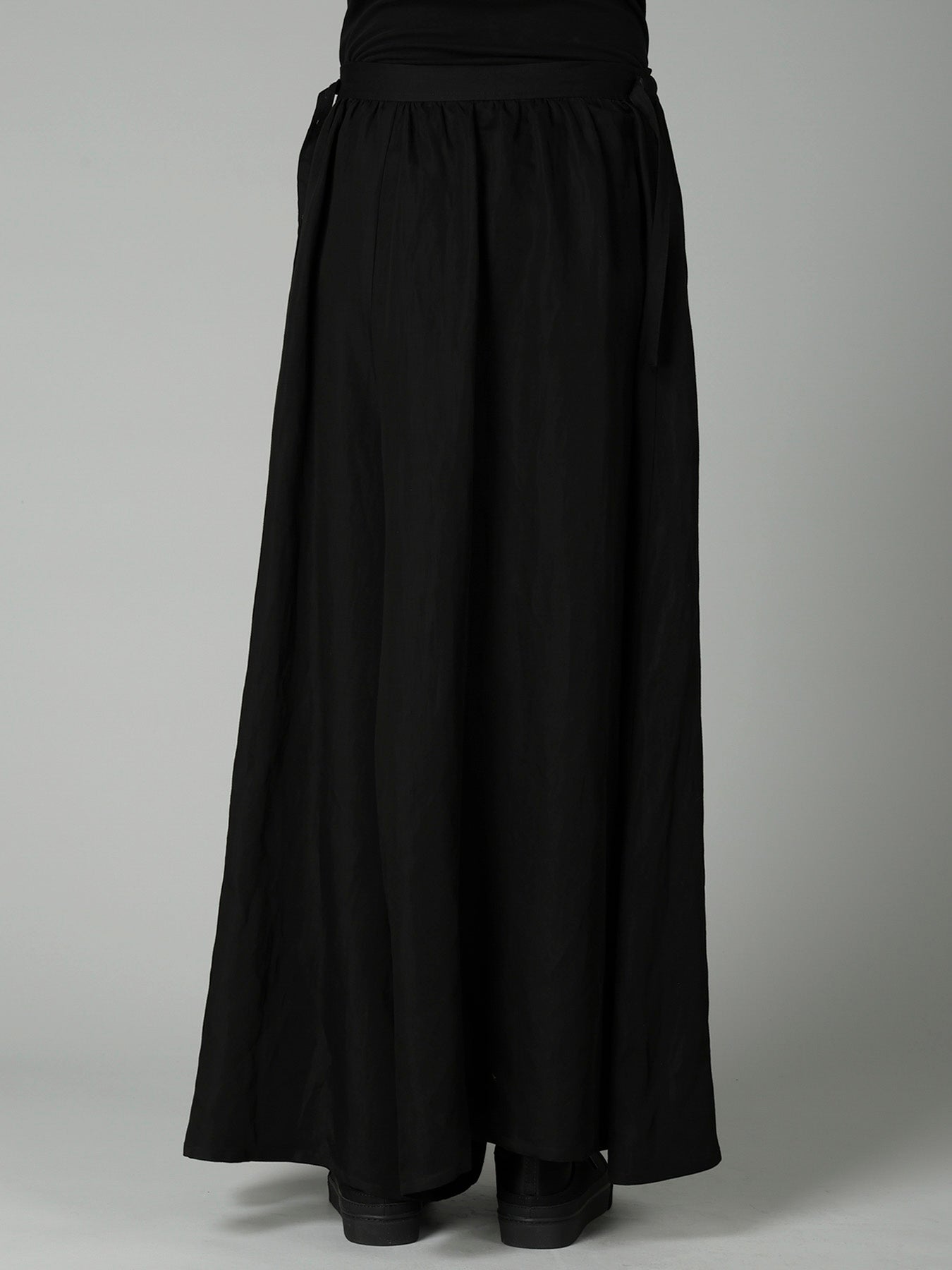 Li/Cu TWILL GATHERED SKIRT PANTS