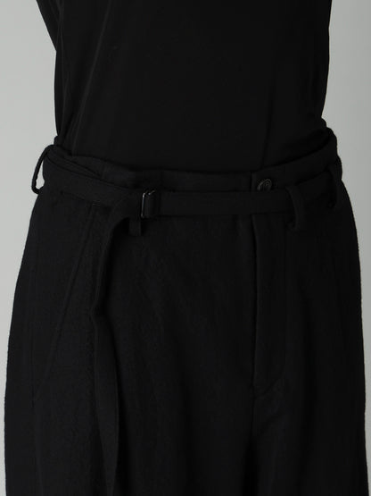 MILLED GABARDINE W BELT DETAIL PANTS