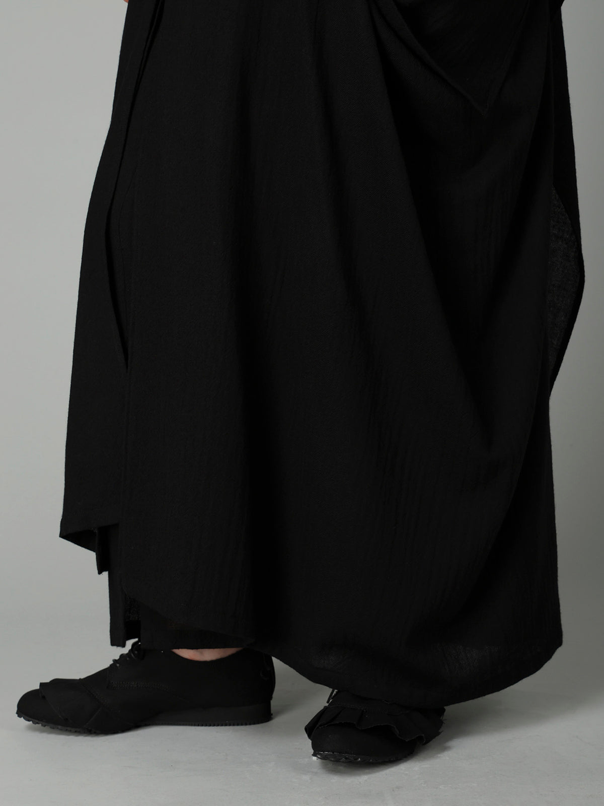 SOFT WOOL R SLIT LAYERED SKIRT