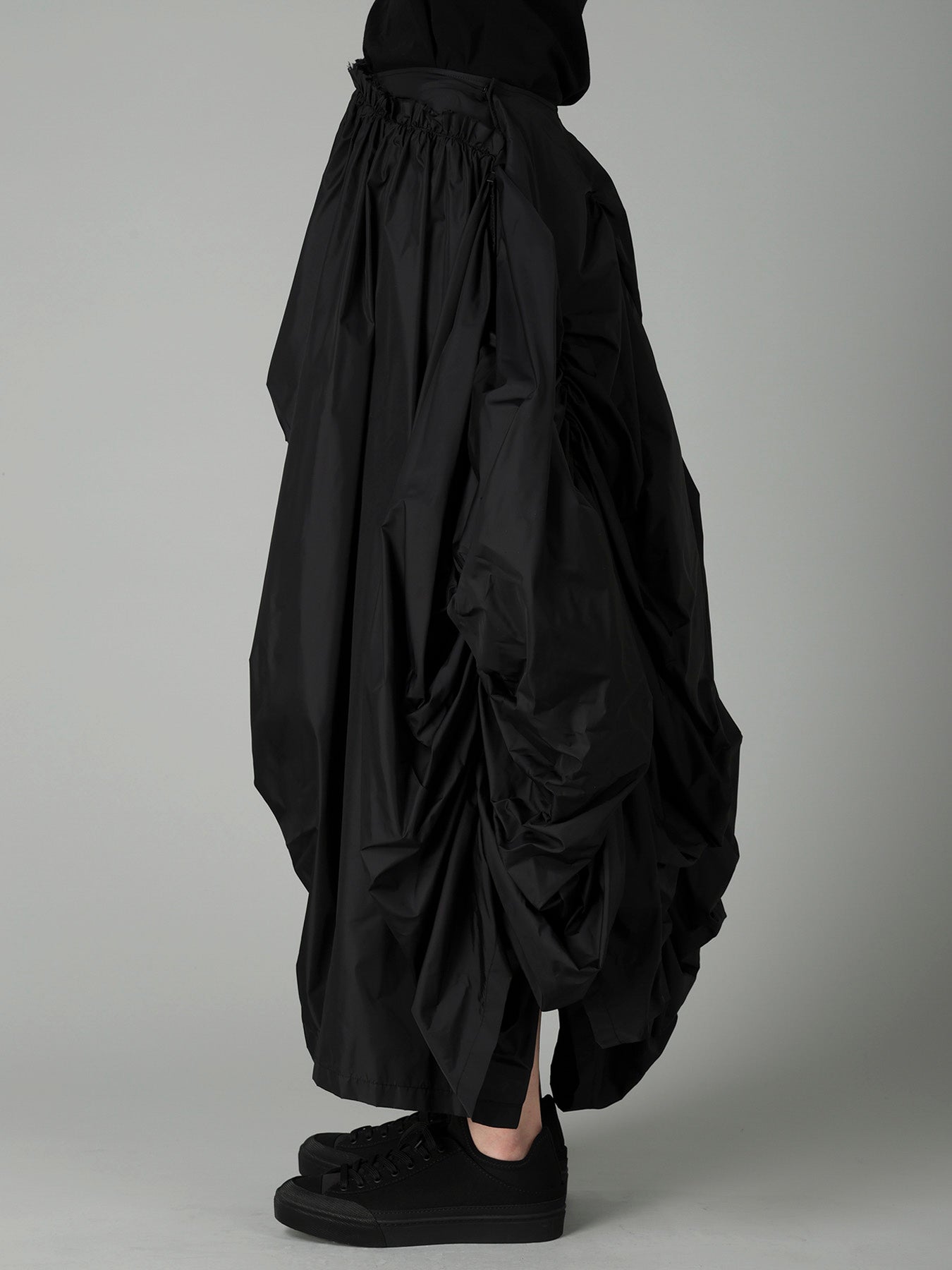 Ny TAFFETA PANELED GATHER SKIRT