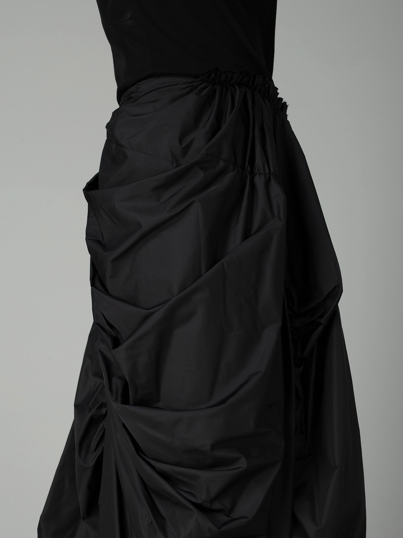 Ny TAFFETA PANELED GATHER SKIRT