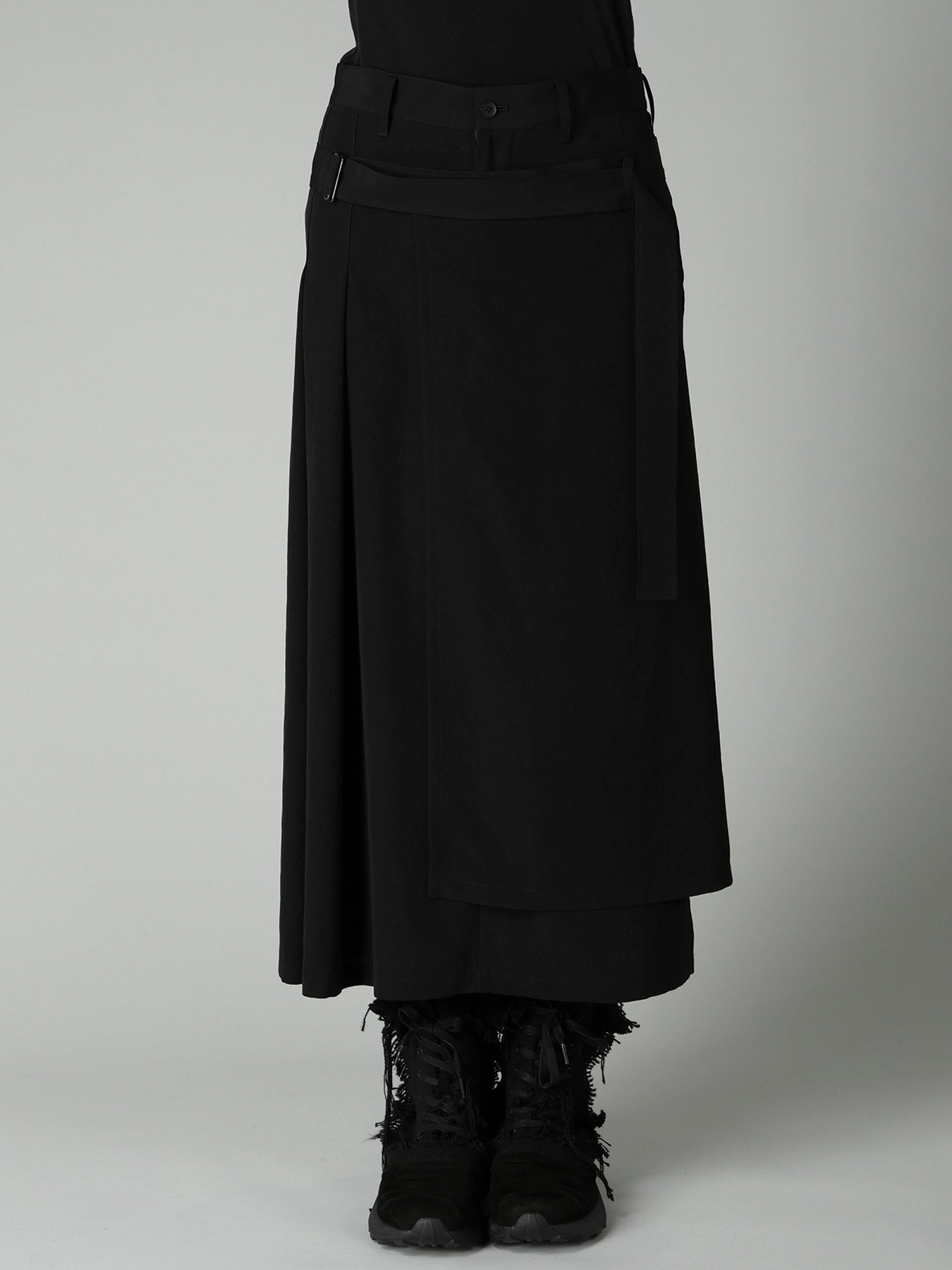 Ta/Pe CREPE DE CHINE R PLEATS DOUBLE LAYERED SKIRT