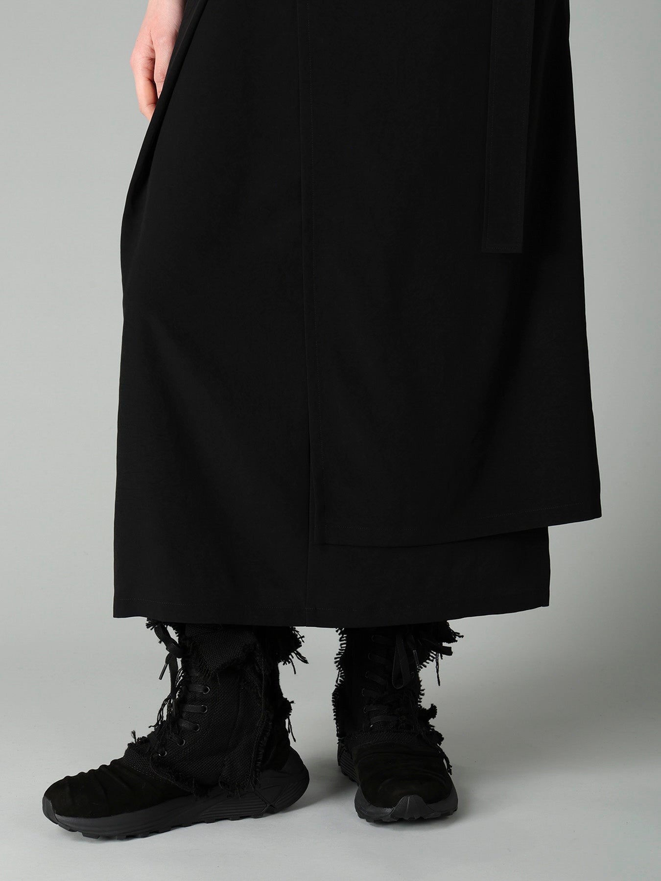 Ta/Pe CREPE DE CHINE R PLEATS DOUBLE LAYERED SKIRT